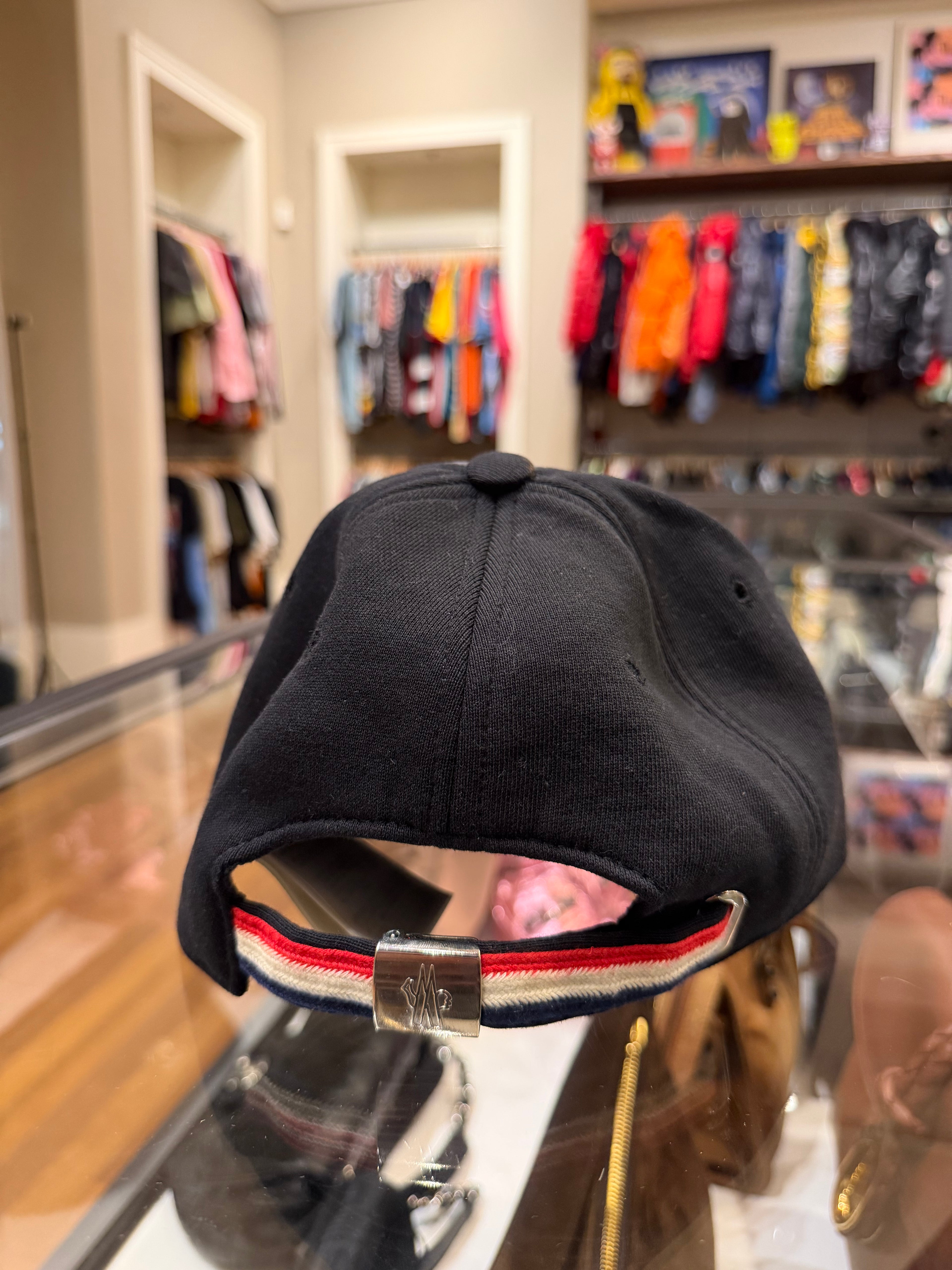 Moncler Puffer Berretto Baseball Cap - Black