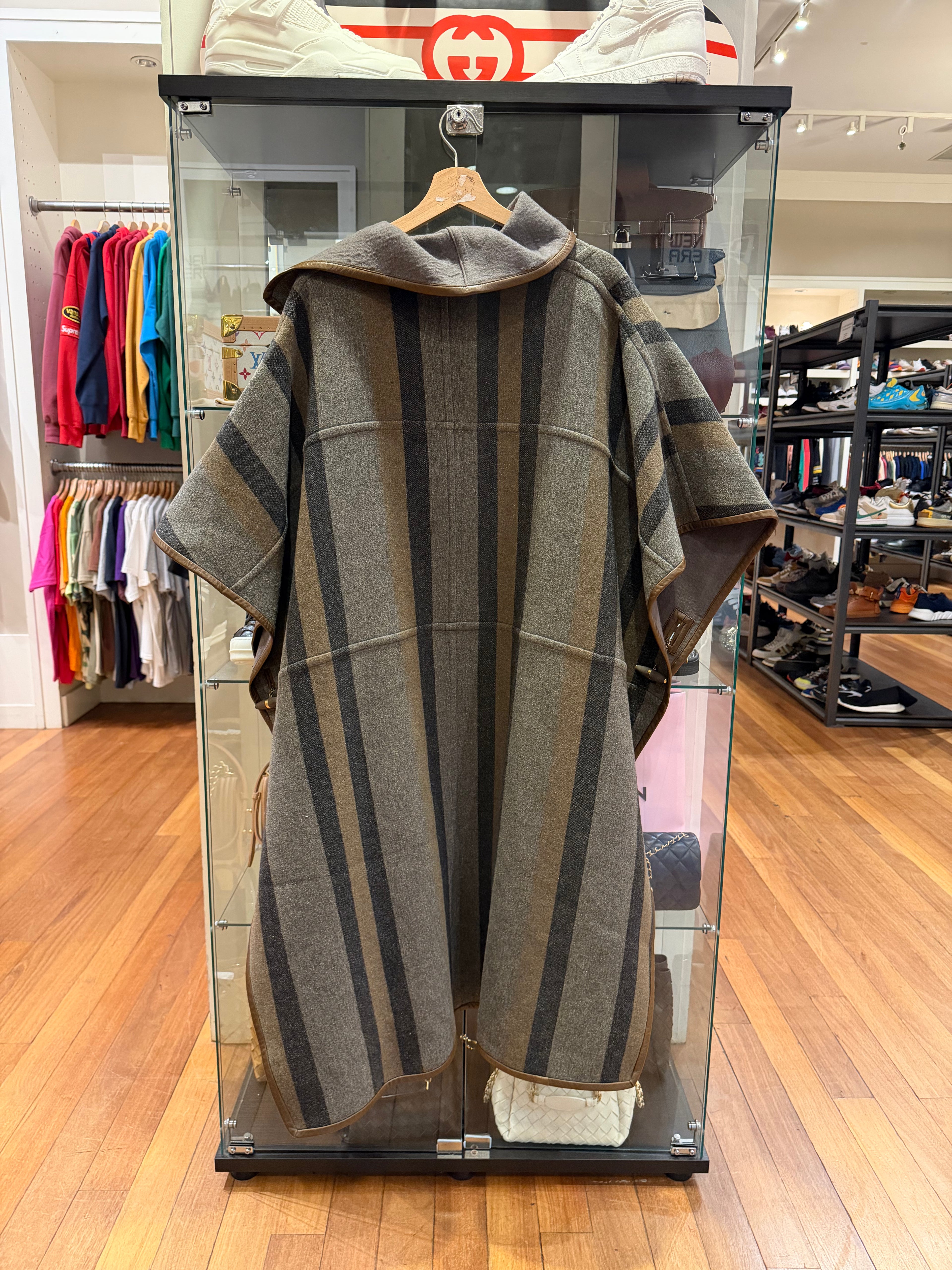 Chloe Striped Wool Poncho
Cloak - Grey/Brown
