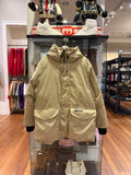 Canada Goose Quest Parka
Jacket - Beige