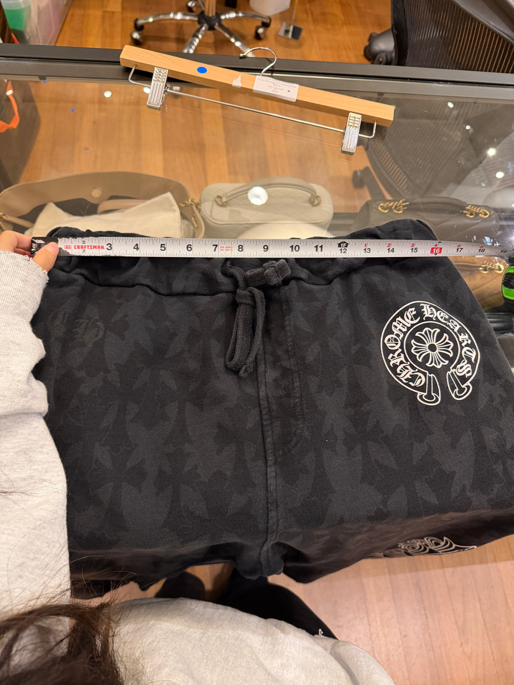 Chrome Hearts Cemetery
Cross Monogram Sweatpants