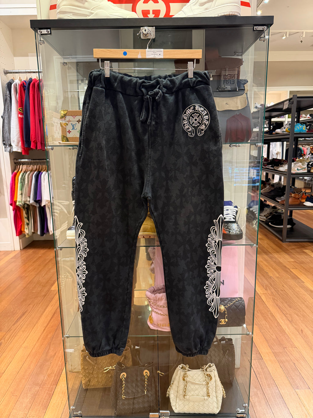 Chrome Hearts Cemetery
Cross Monogram Sweatpants
