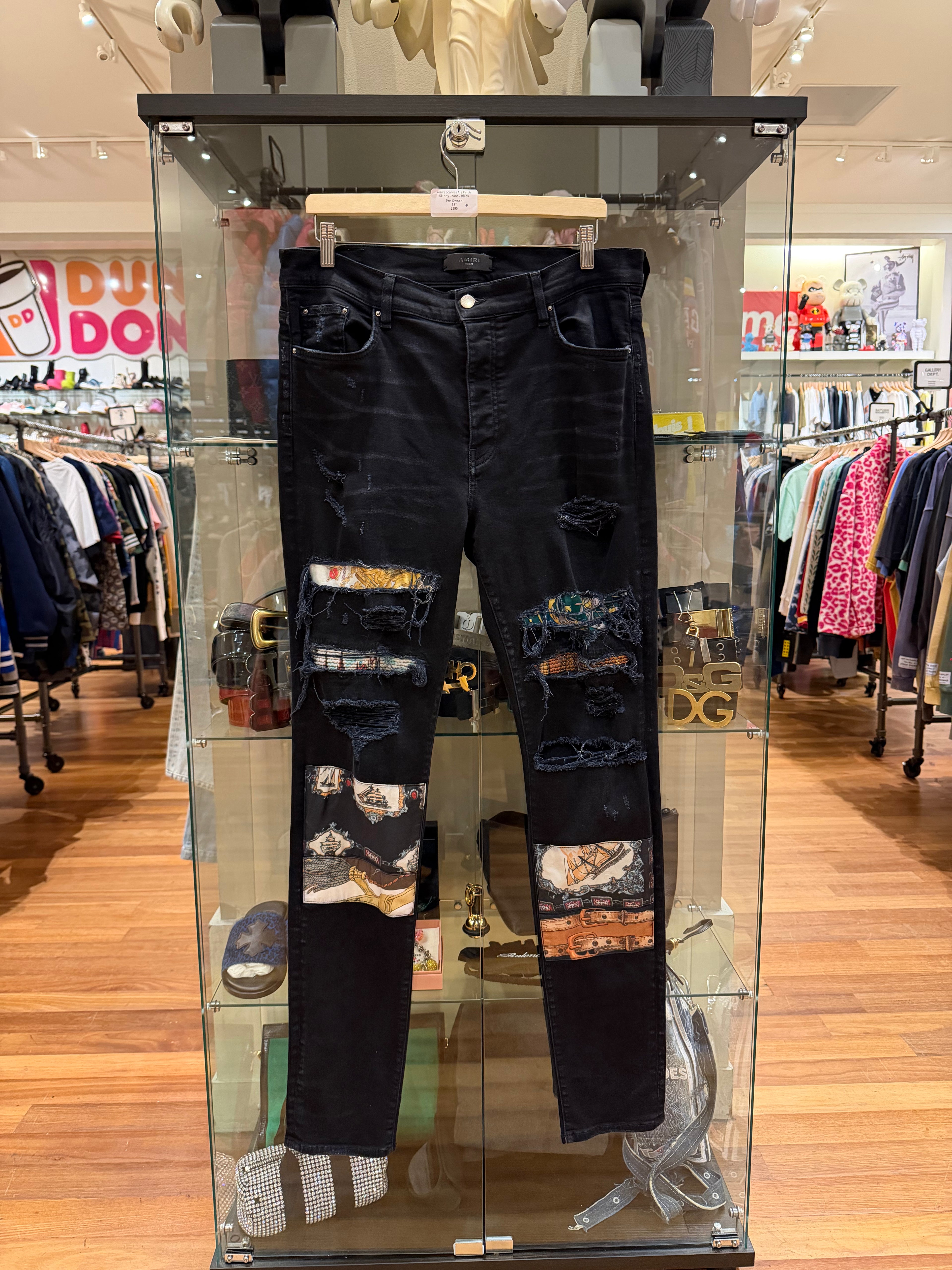 Amiri Scarves Art Patch
Skinny Jeans - Black
