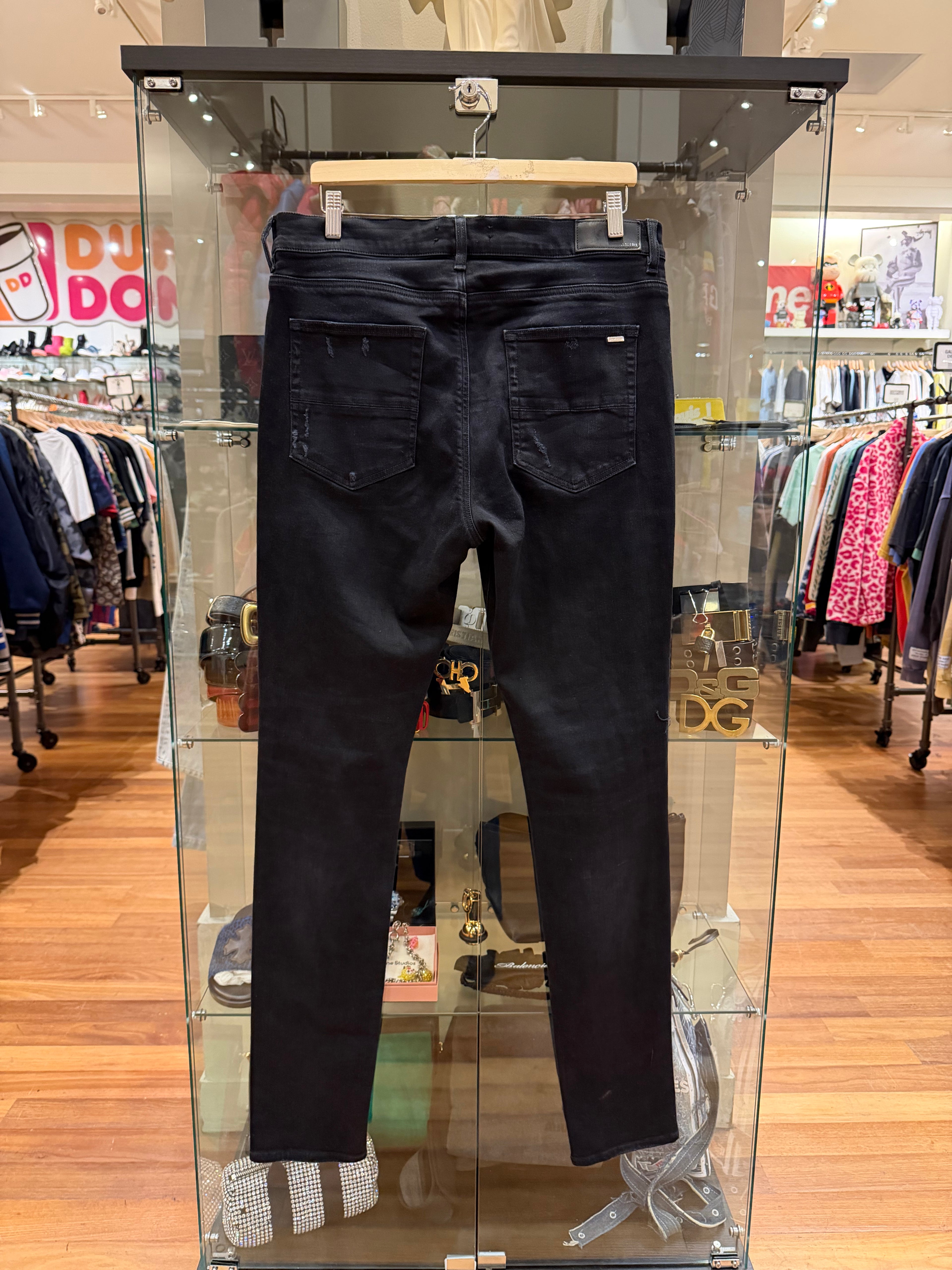 Amiri Scarves Art Patch
Skinny Jeans - Black