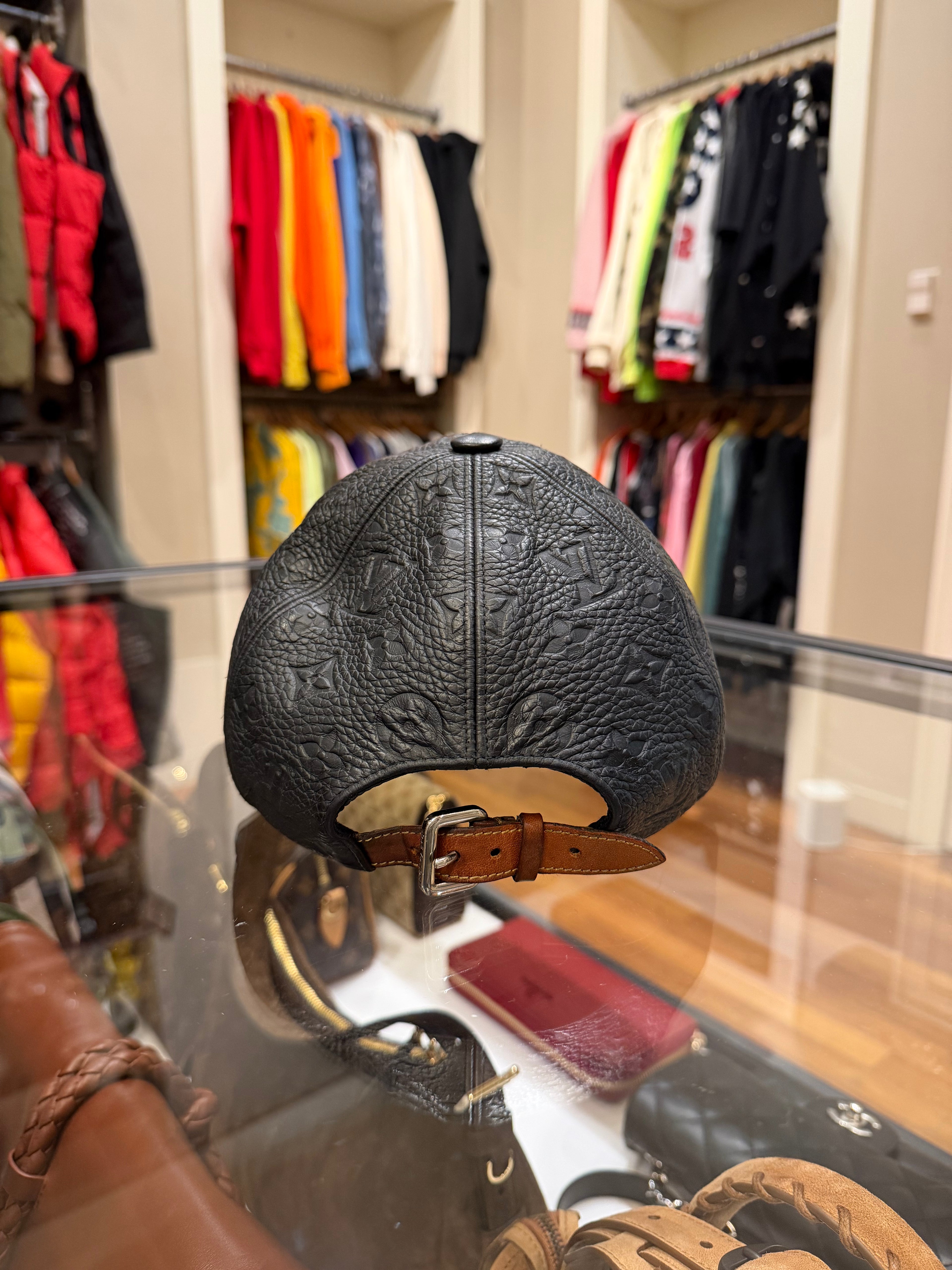 Louis Vuitton 1.1 / 1.0 Monogram embossed calf leather baseball cap
