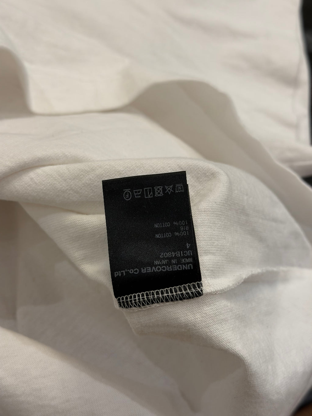 Undercover x Eastpak Cargo Tee-
White