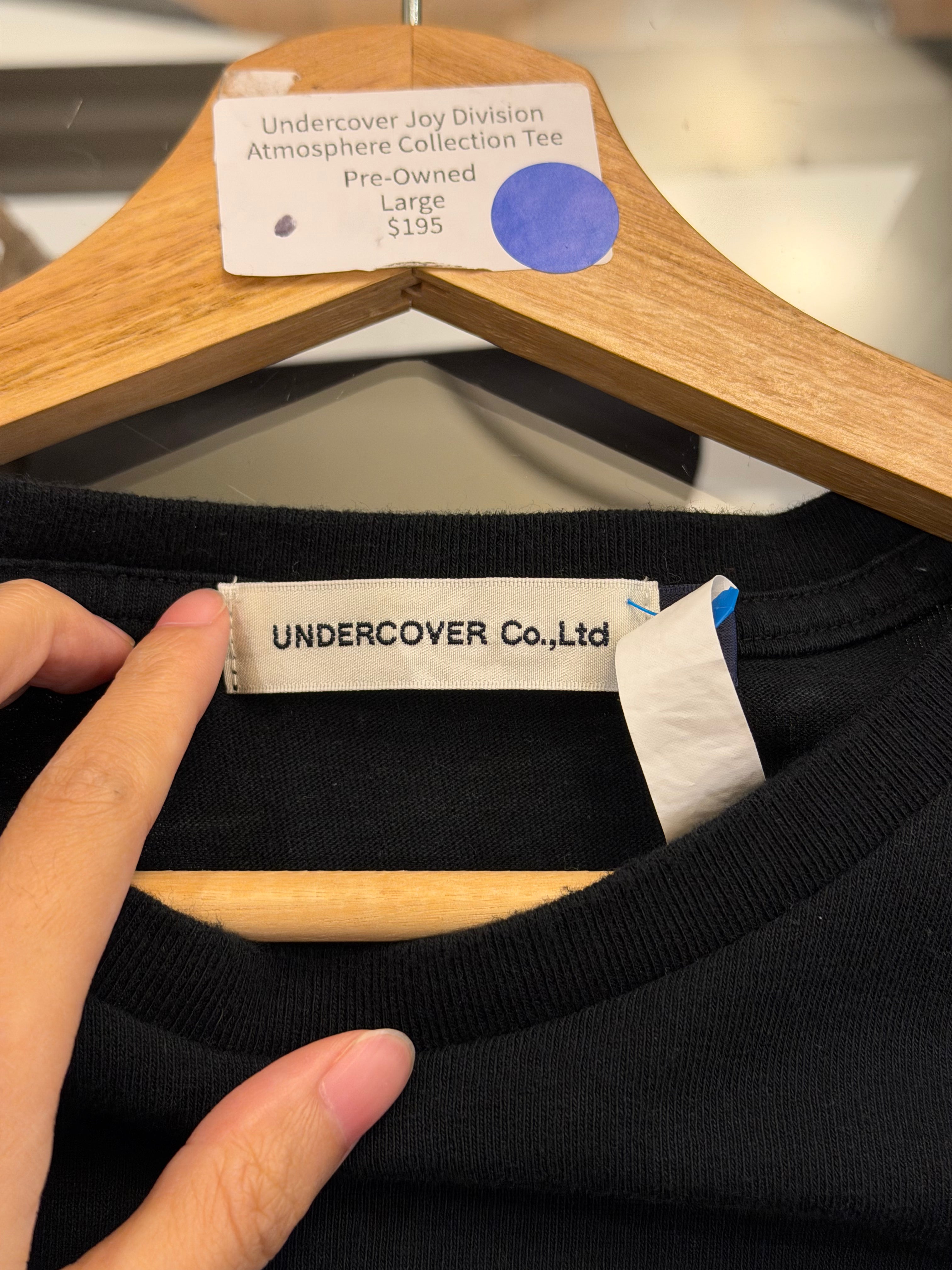 Undercover Joy Division
Atmosphere Collection Tee