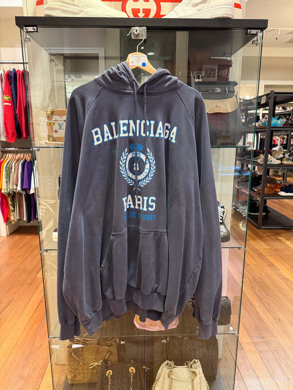Balenciaga Oversized Paris
Hoodie