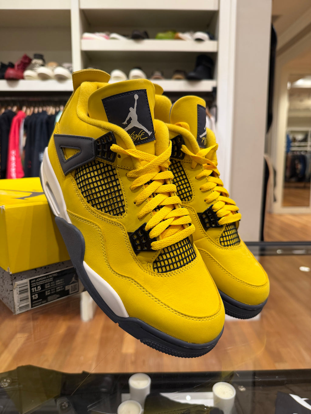 Air Jordan 4 ‘Lightning’