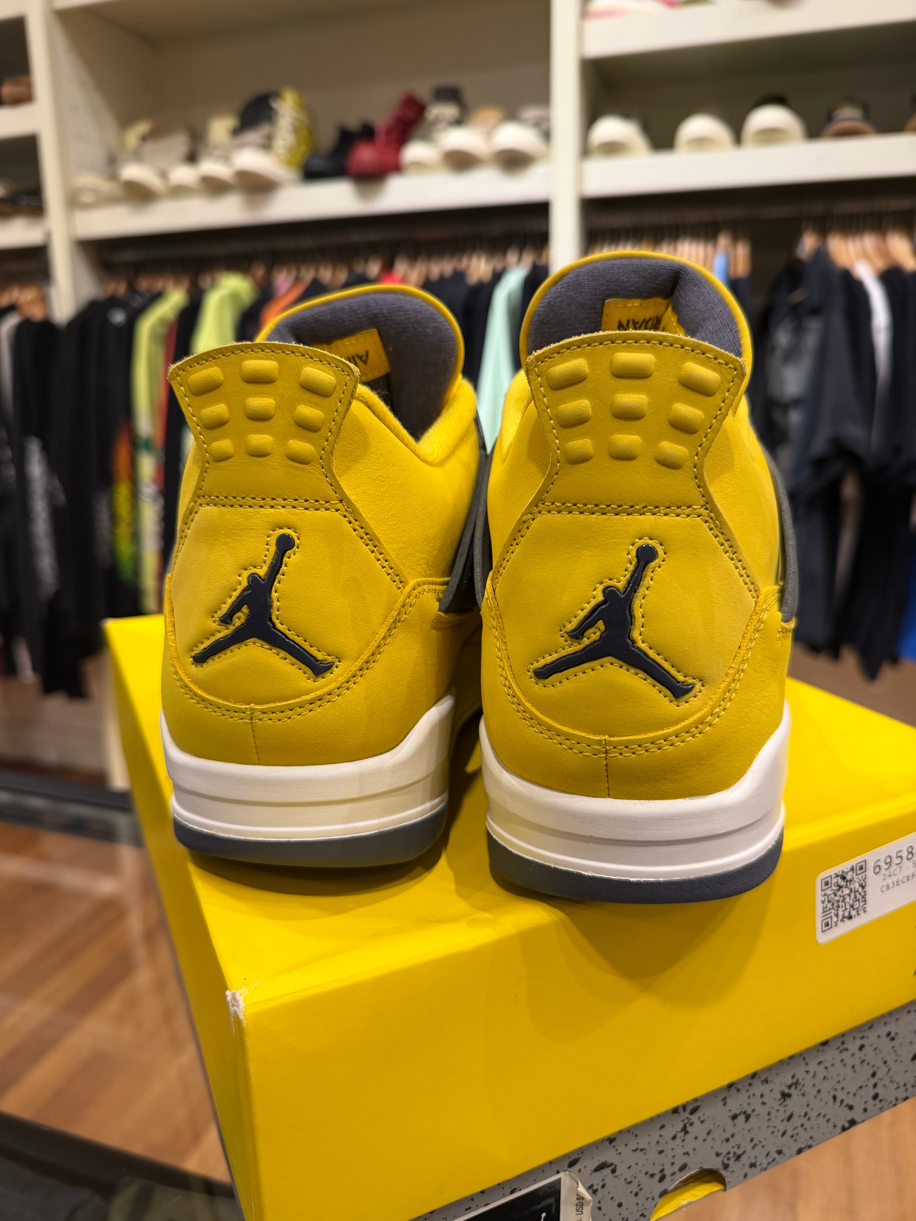 Air Jordan 4 ‘Lightning’