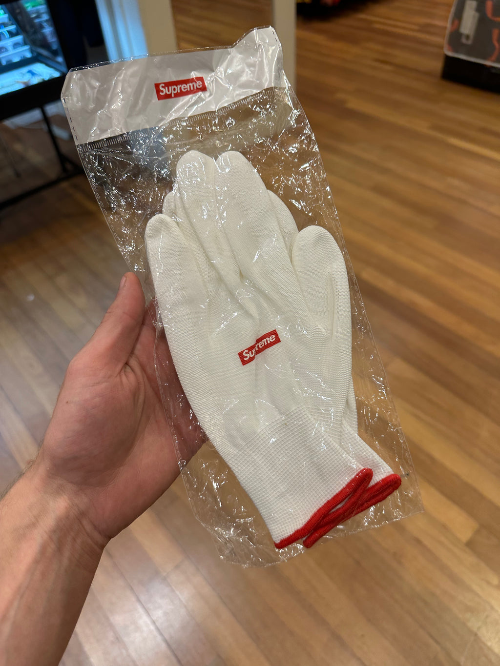 Supreme Rubberized Gloves