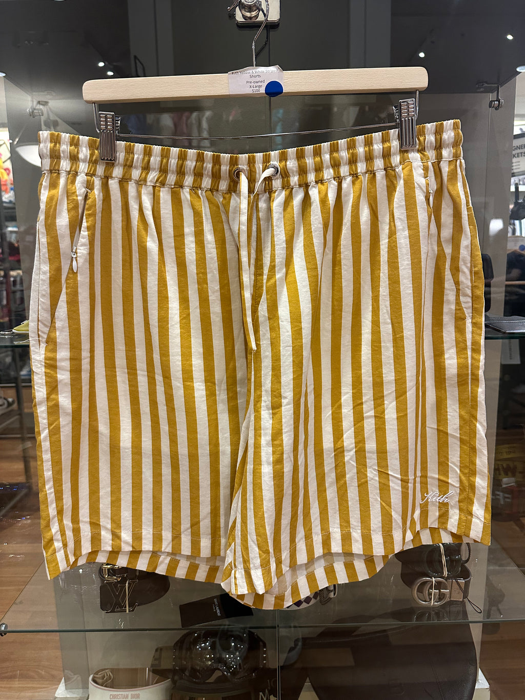 Kith Shorts – Size XL