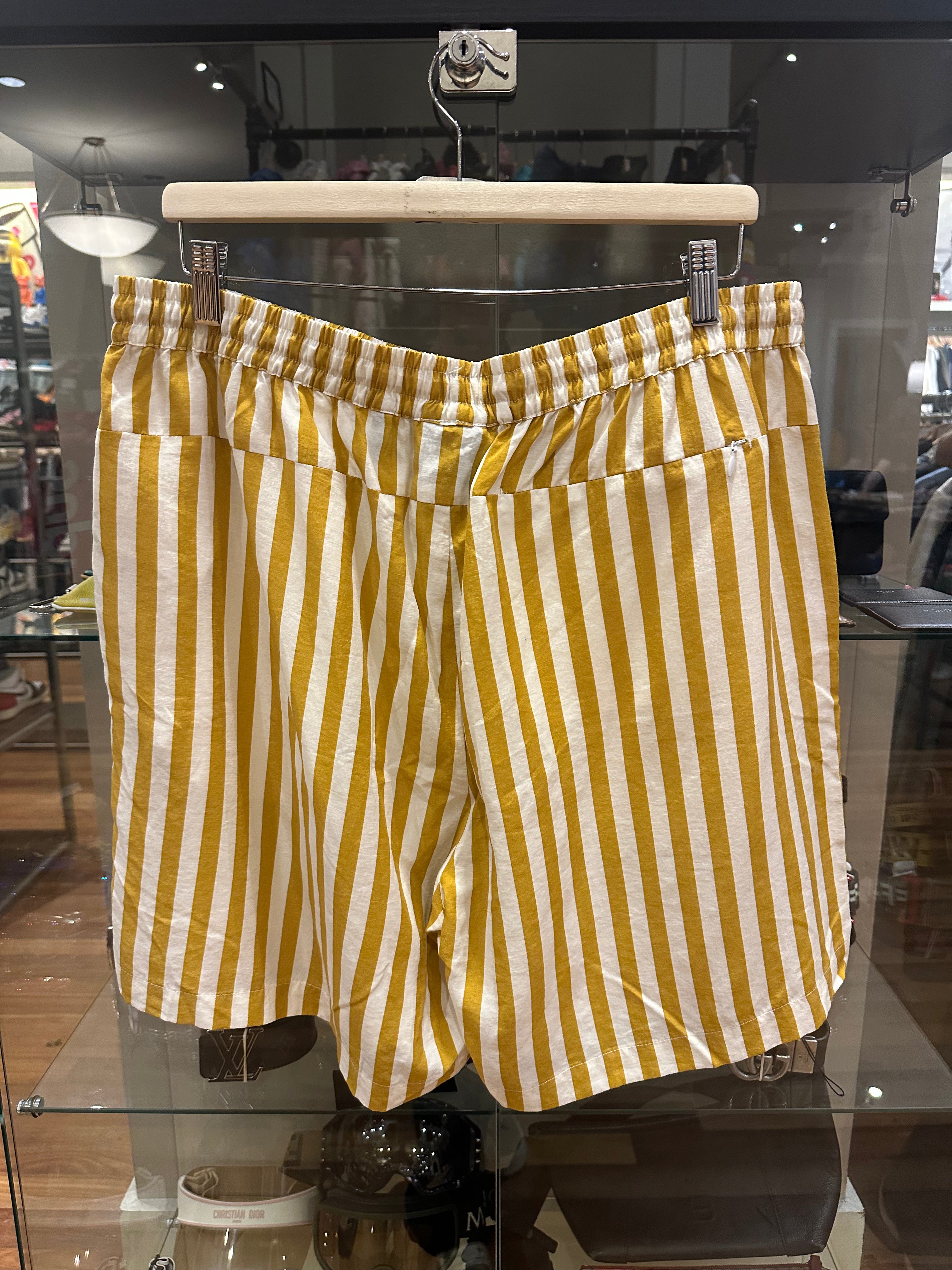 Kith Shorts – Size XL