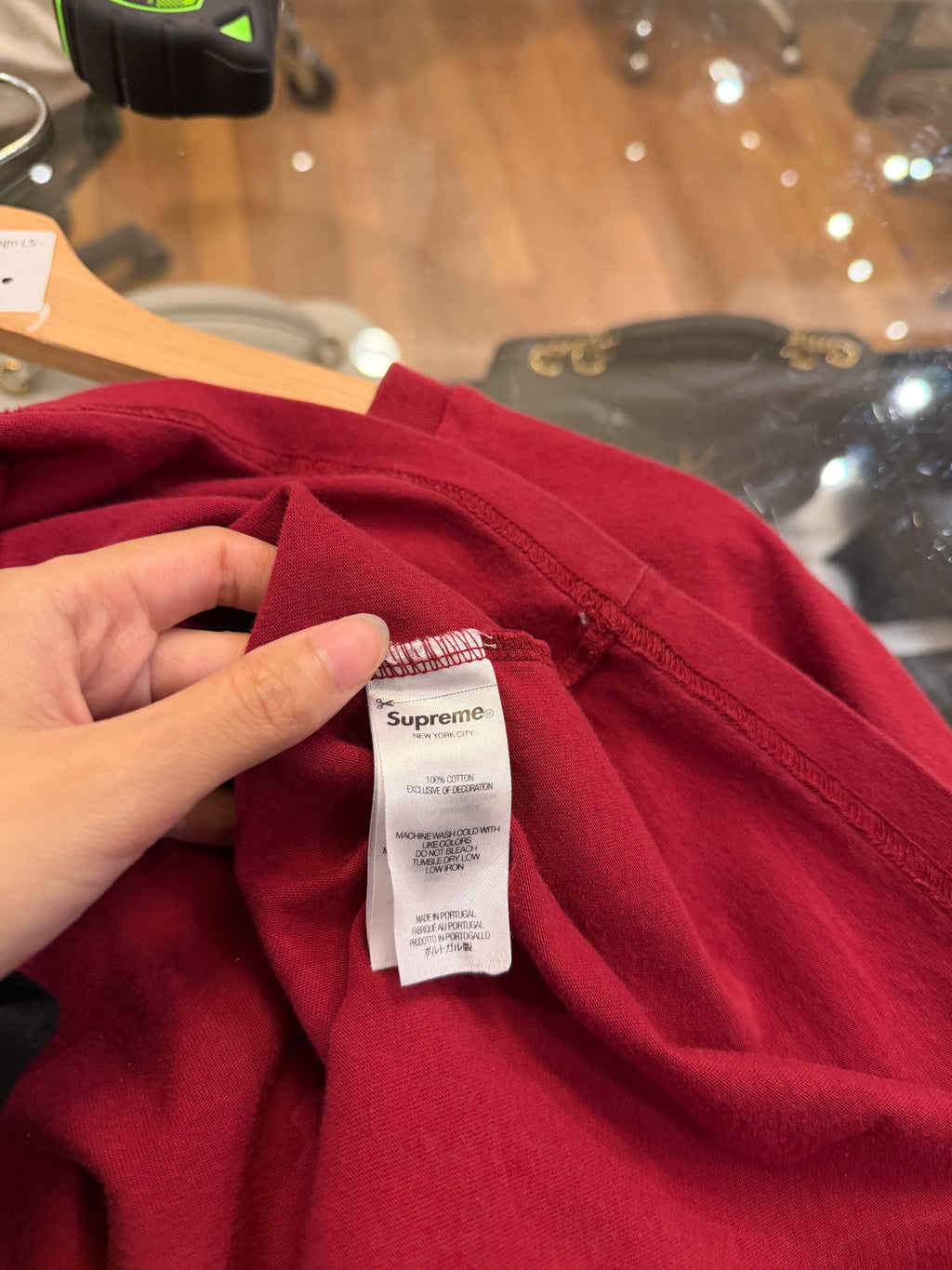 Supreme Small Box Logo LS -
Maroon