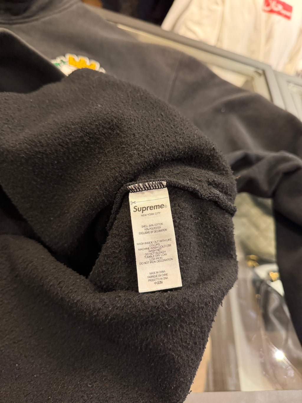 Supreme Milano Half Zip
Pullover