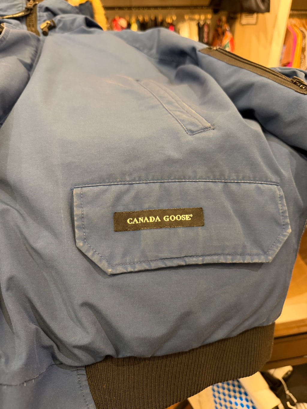 Canada Goose Chilliwack
Bomber Jacket - Navy