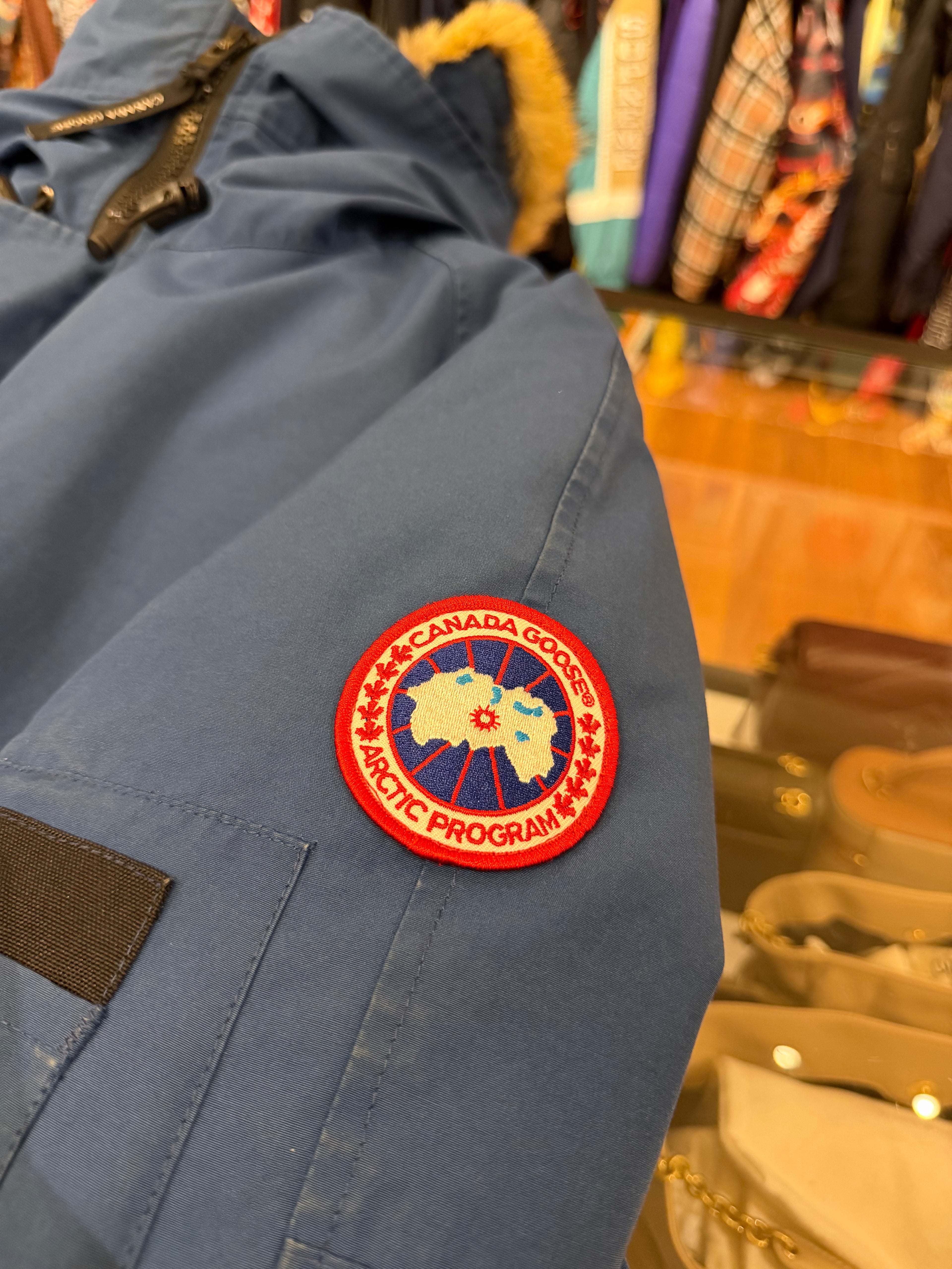 Canada Goose Chilliwack
Bomber Jacket - Navy