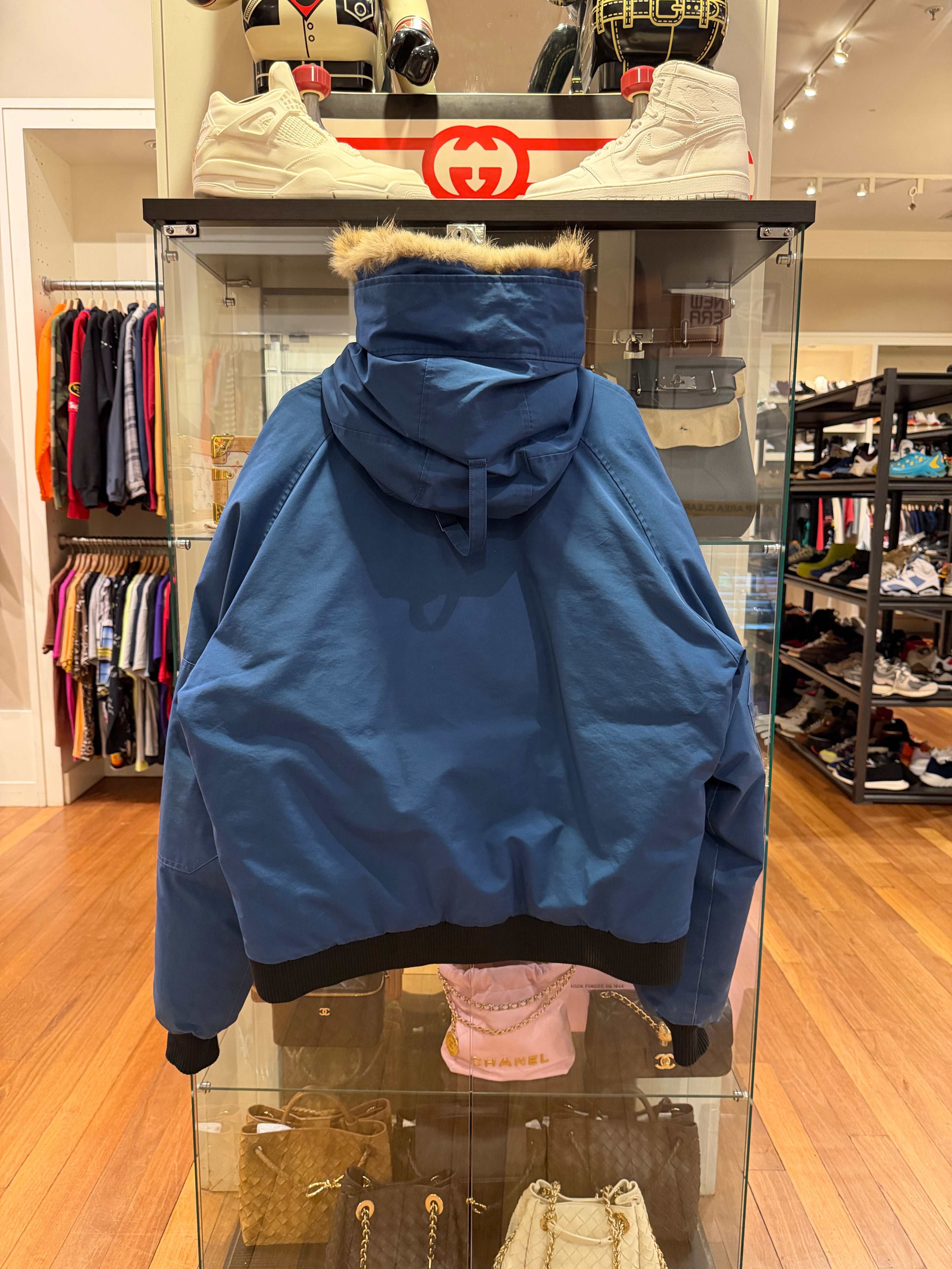 Canada Goose Chilliwack
Bomber Jacket - Navy