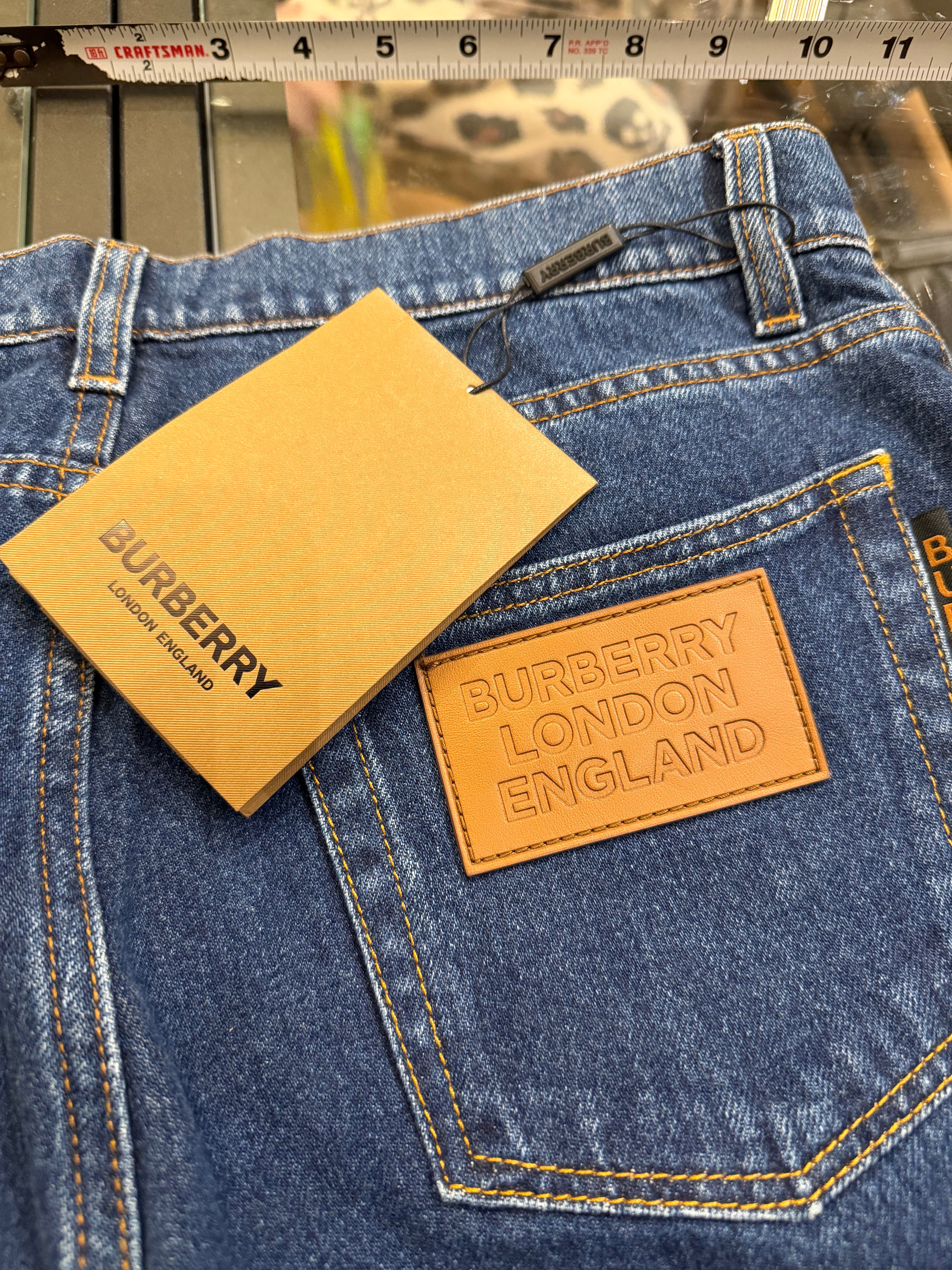 Burberry Horseferry Print
Straight Leg Jeans