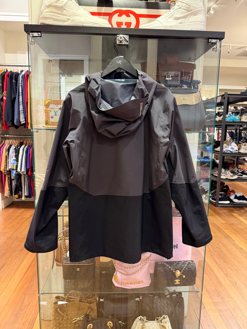 Arc' Teryx WMN Rush Jacket