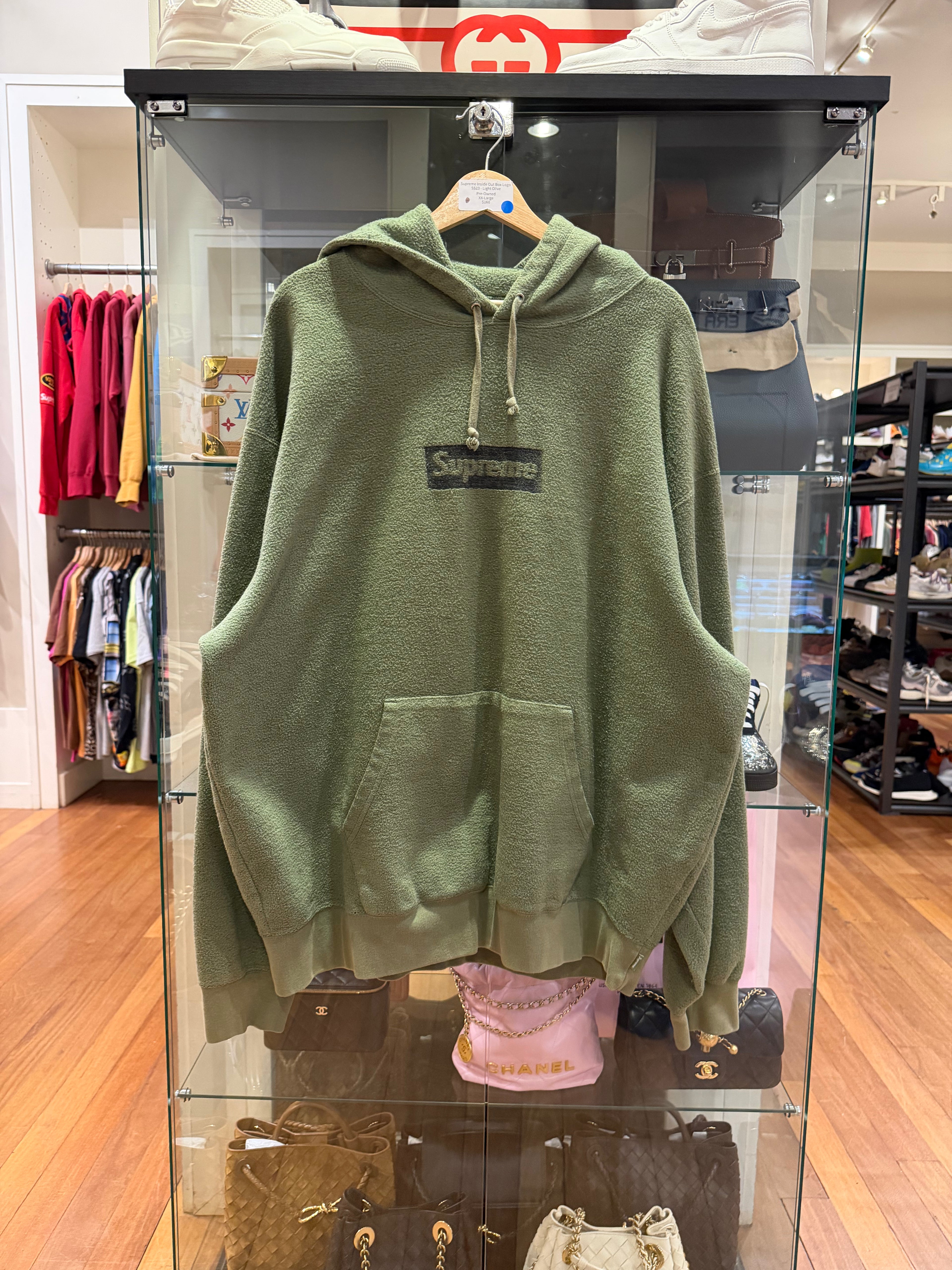 Supreme Inside Out Box Logo
SS23 - Light Olive