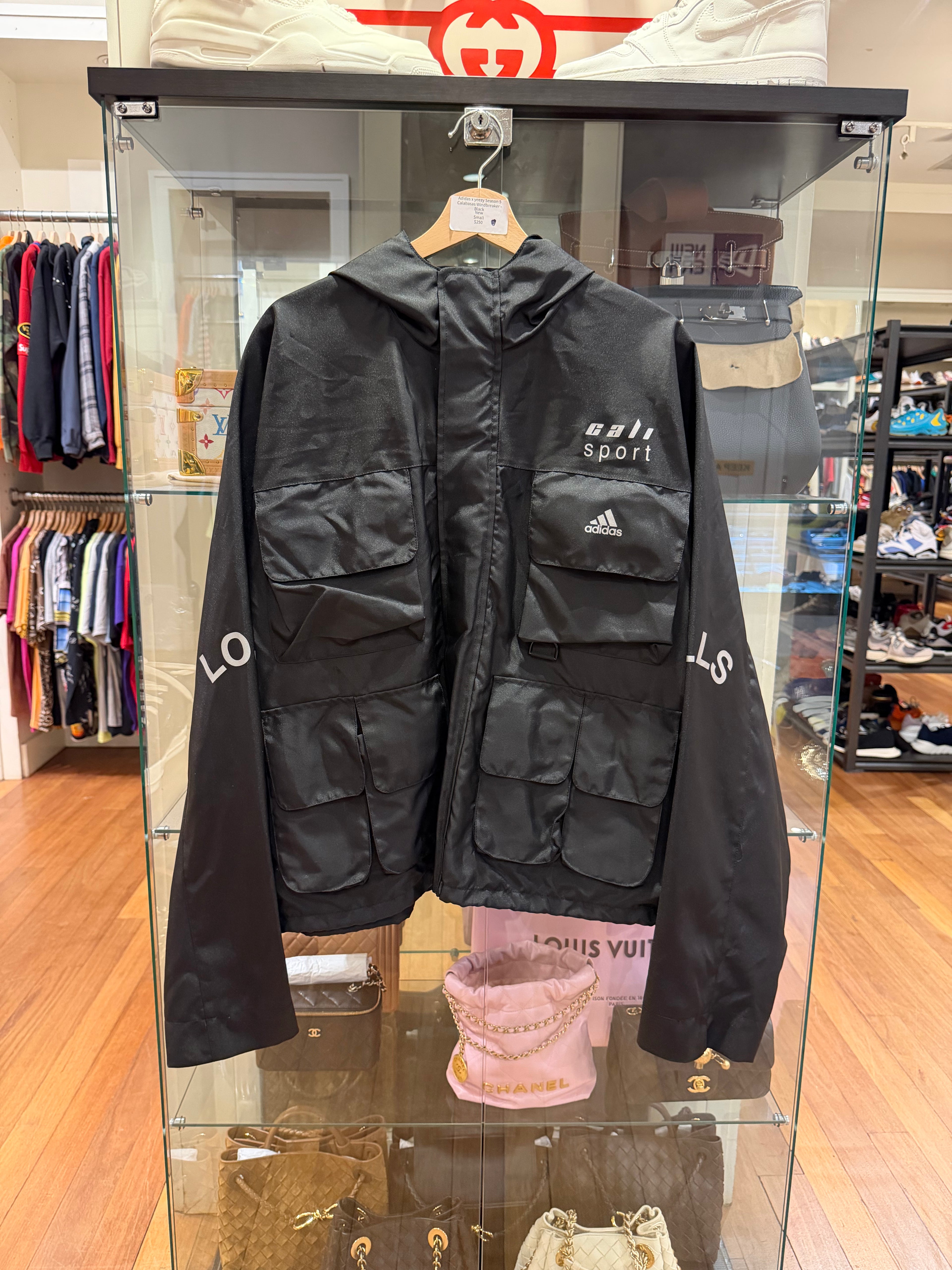 Adidas x yeezy Season 5
Calabasas Windbreaker
