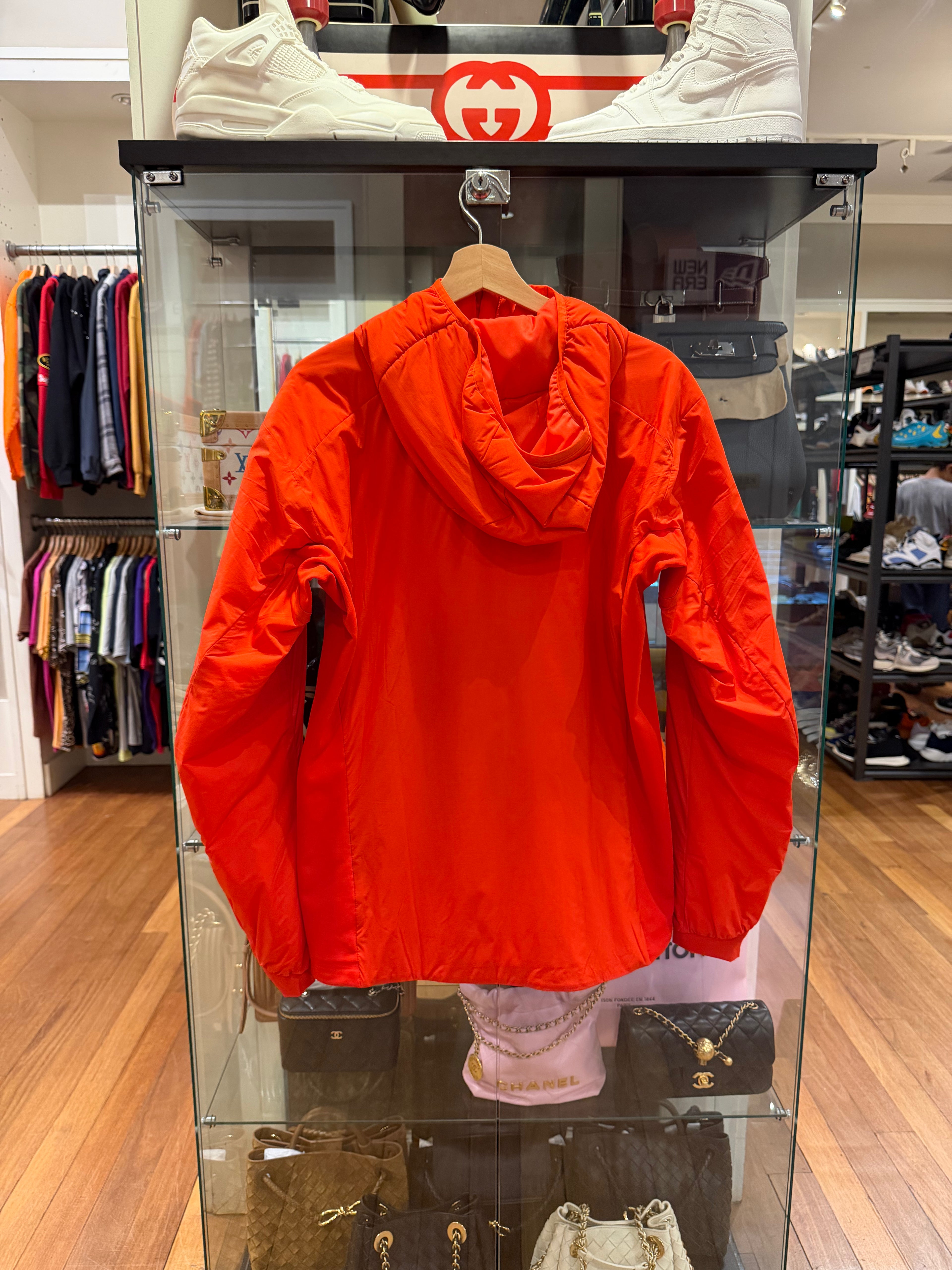 Arc' Teryx Atom Lt Hoodie -
Dynasty Red