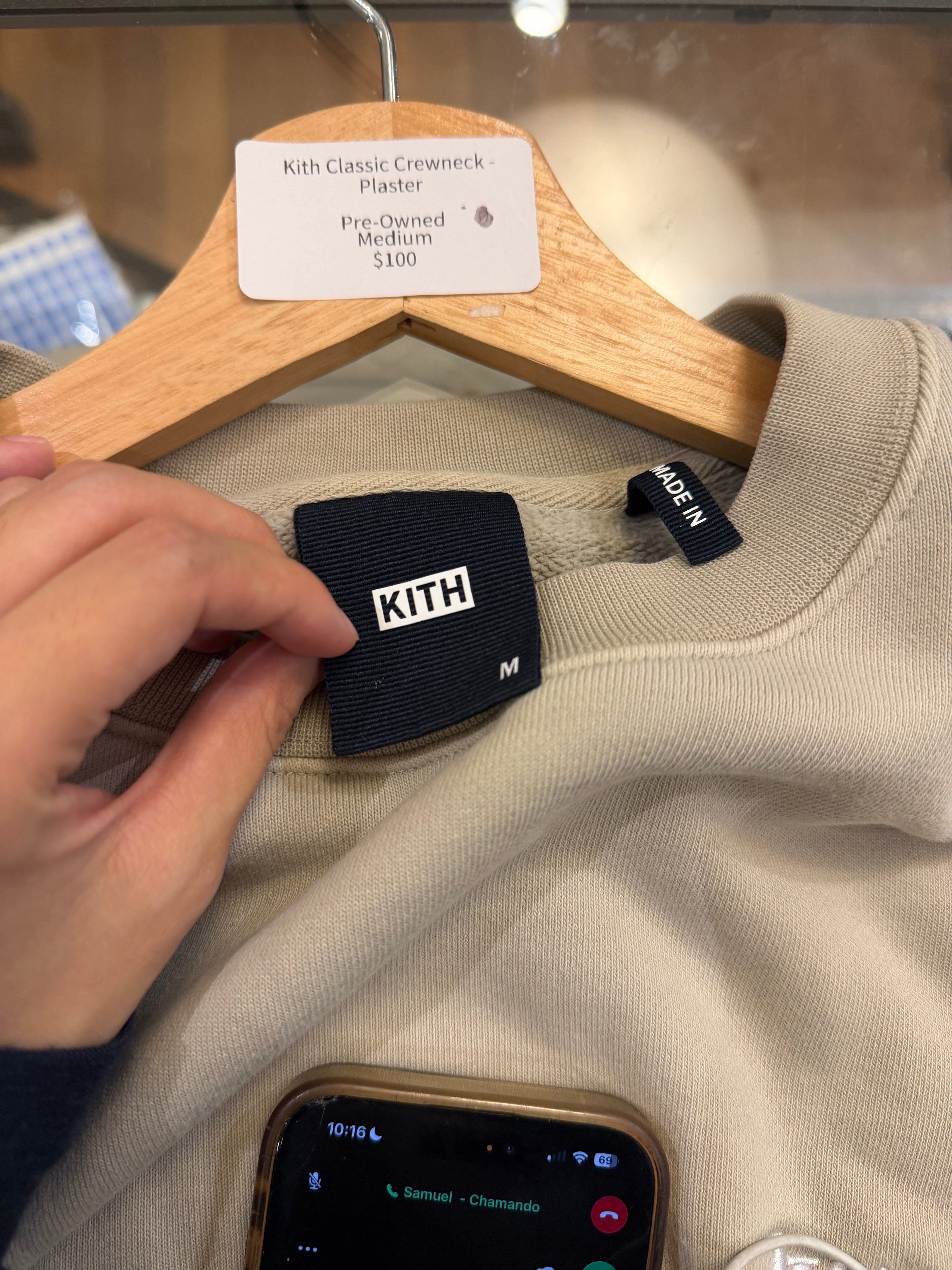 Kith Classic Crewneck -
Plaster
