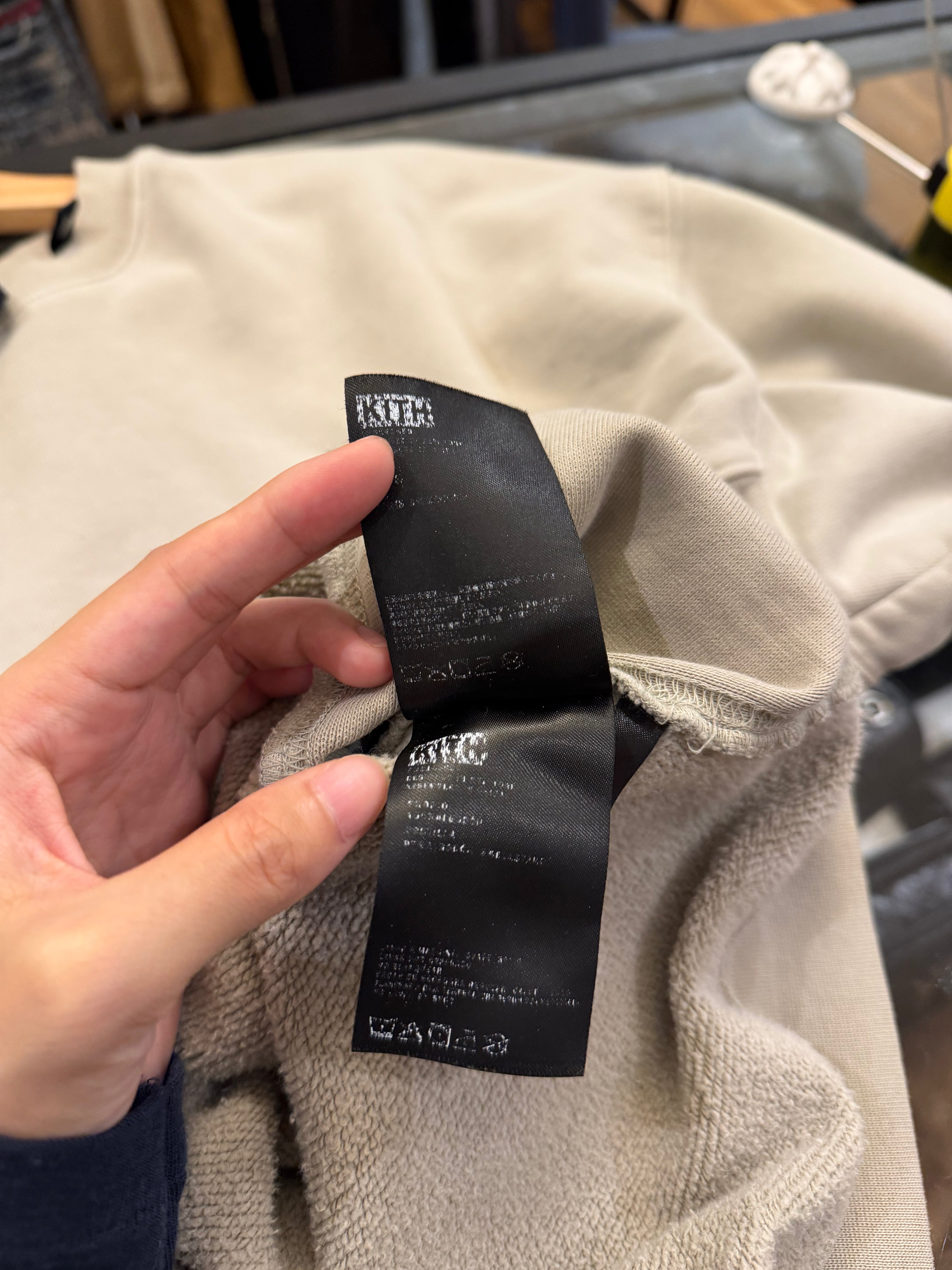 Kith Classic Crewneck -
Plaster