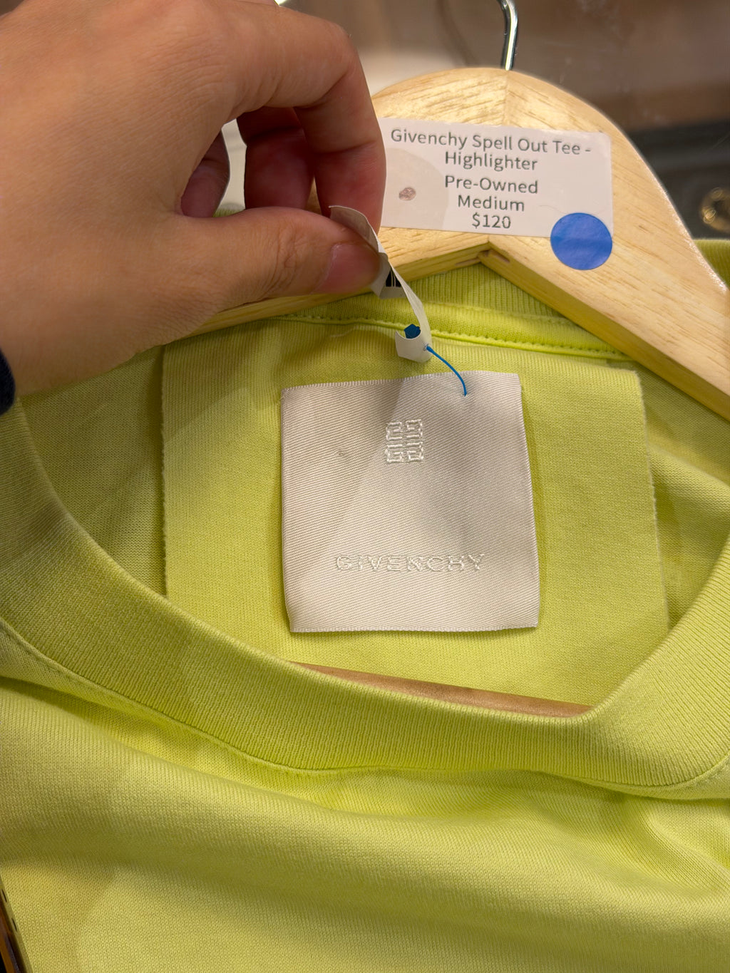 Givenchy Spell Out Tee -
Highlighter