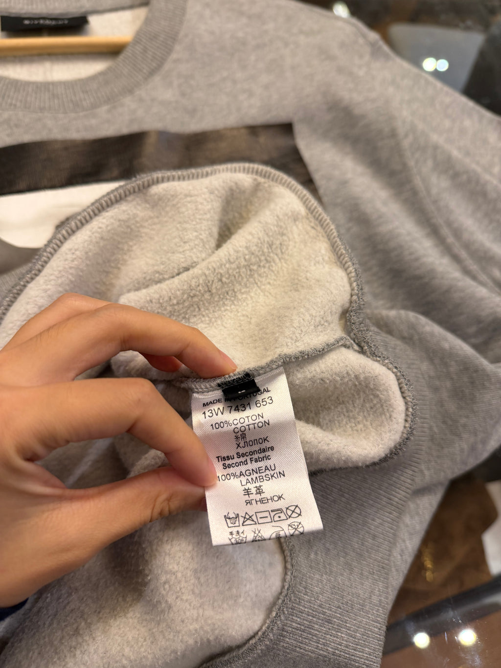 Givenchy Robert
Mapplethrope Bondage
Crewneck - Grey