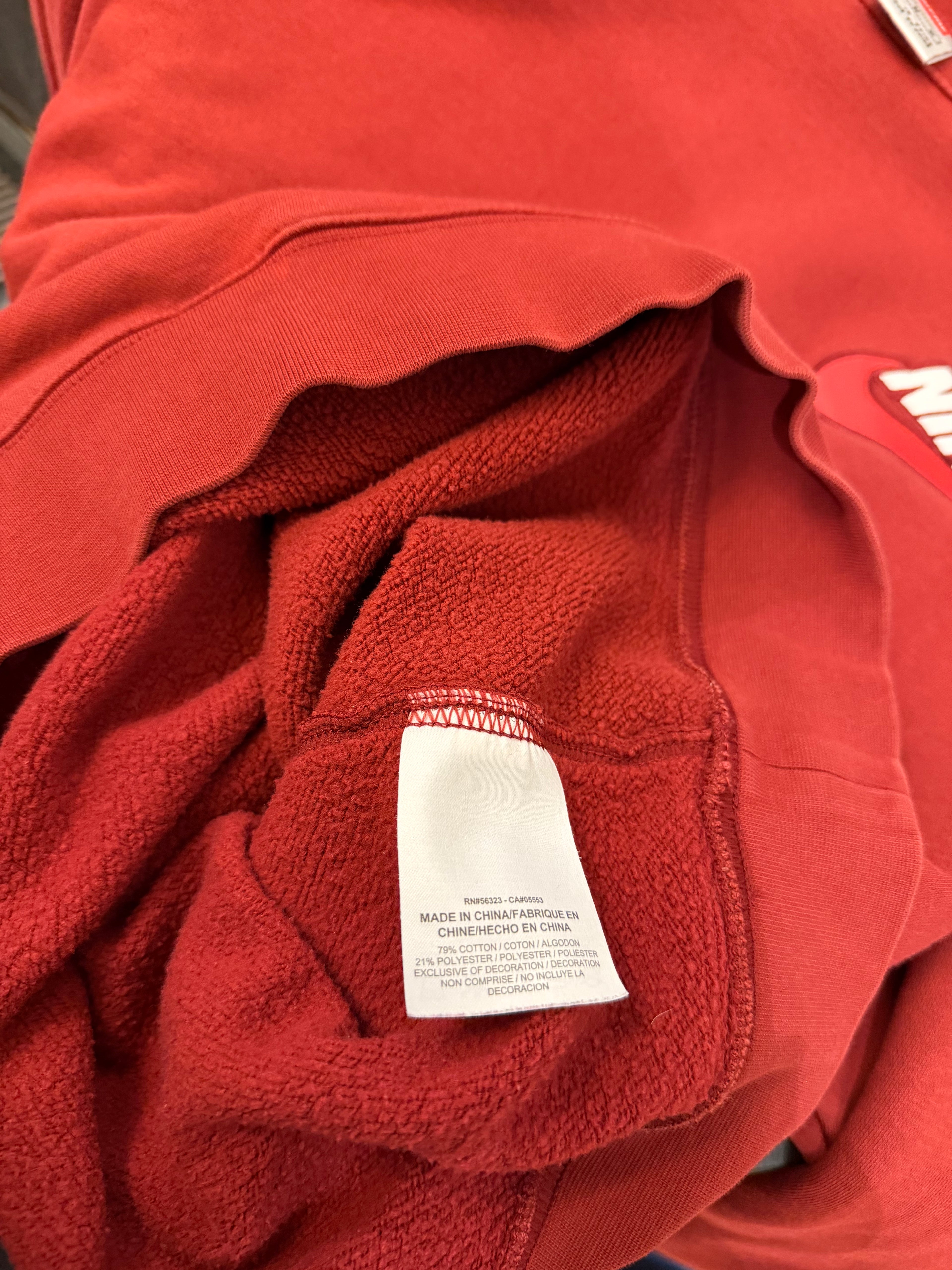Supreme Nike Crewneck-
Burgundy