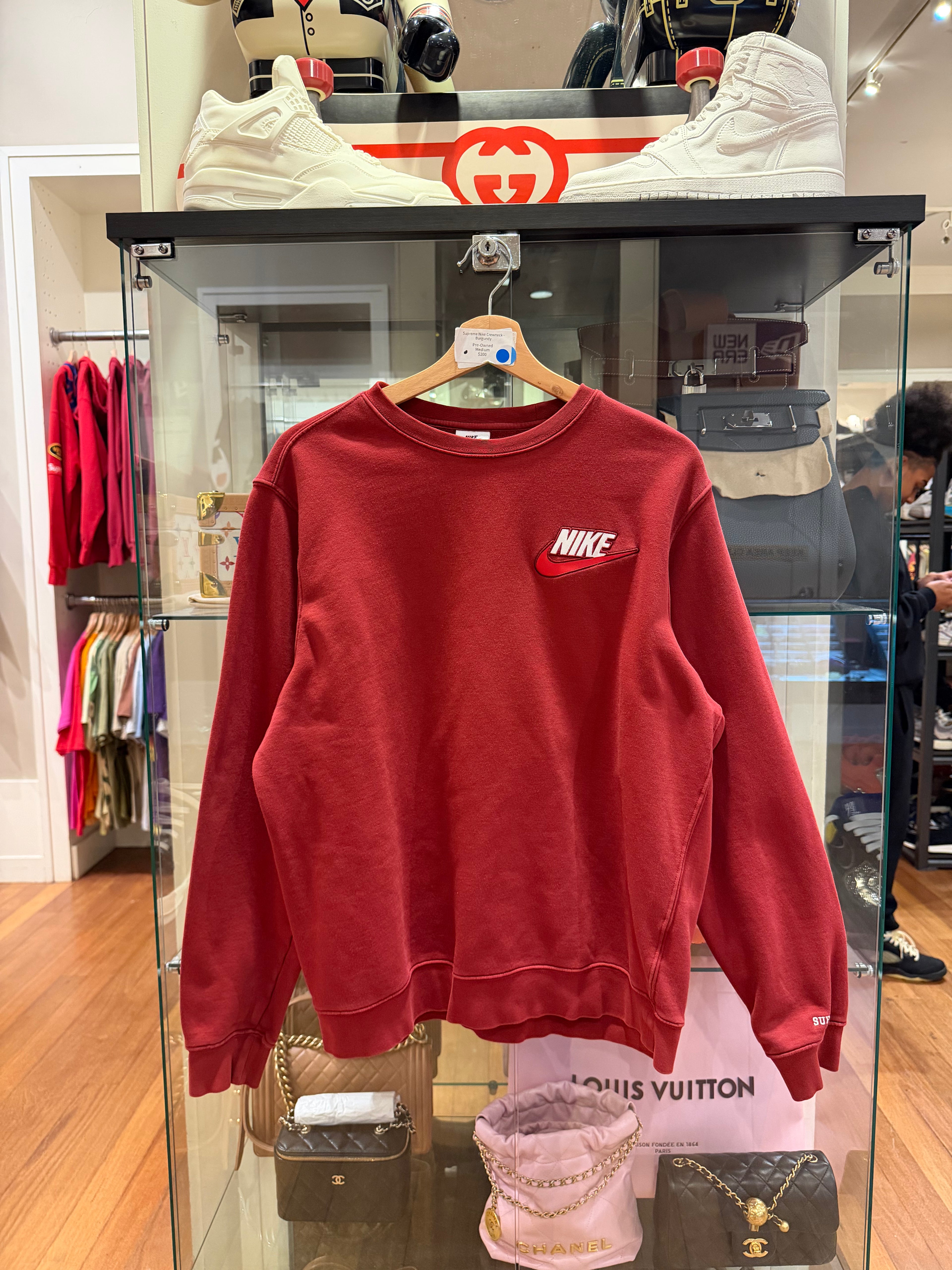 Supreme Nike Crewneck-
Burgundy