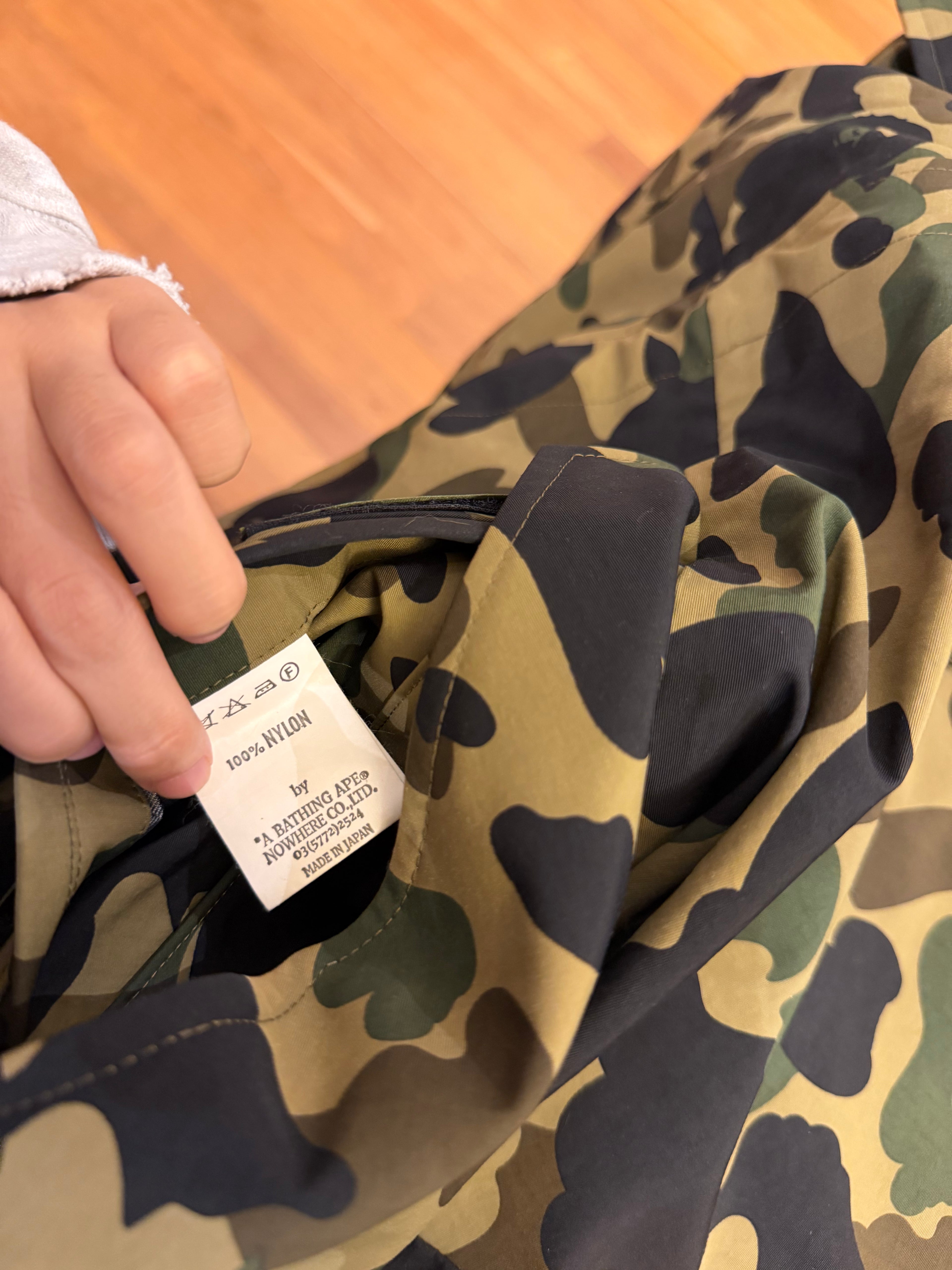 Bape GORE-Tex 1st Camo
Snowboard Jacket - Green