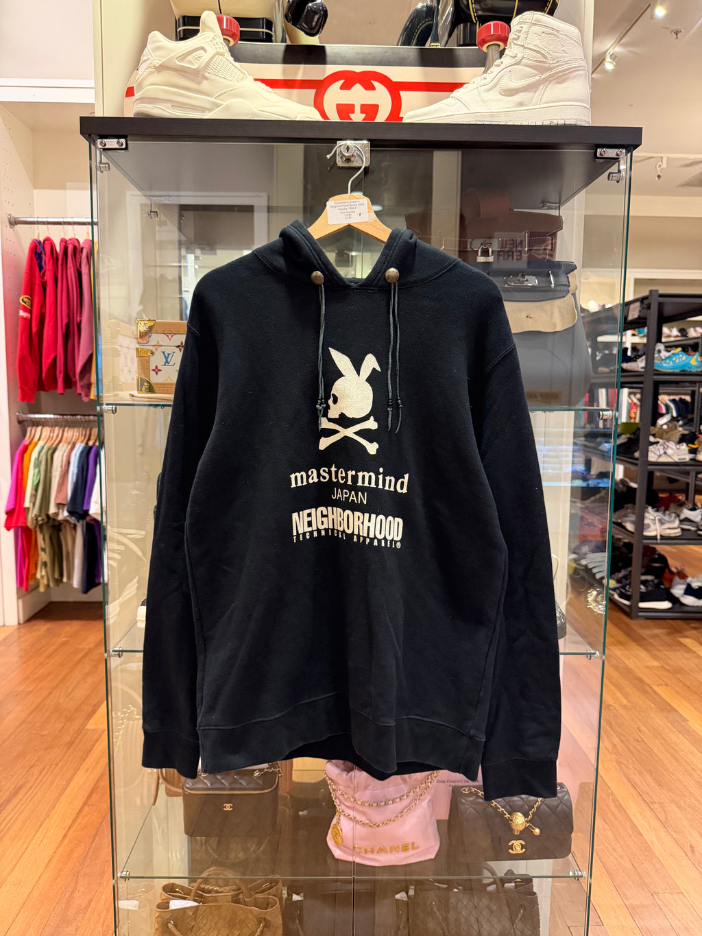 Mastermind Japan x
Neighborhood Bunny Skull
Hoodie - Black