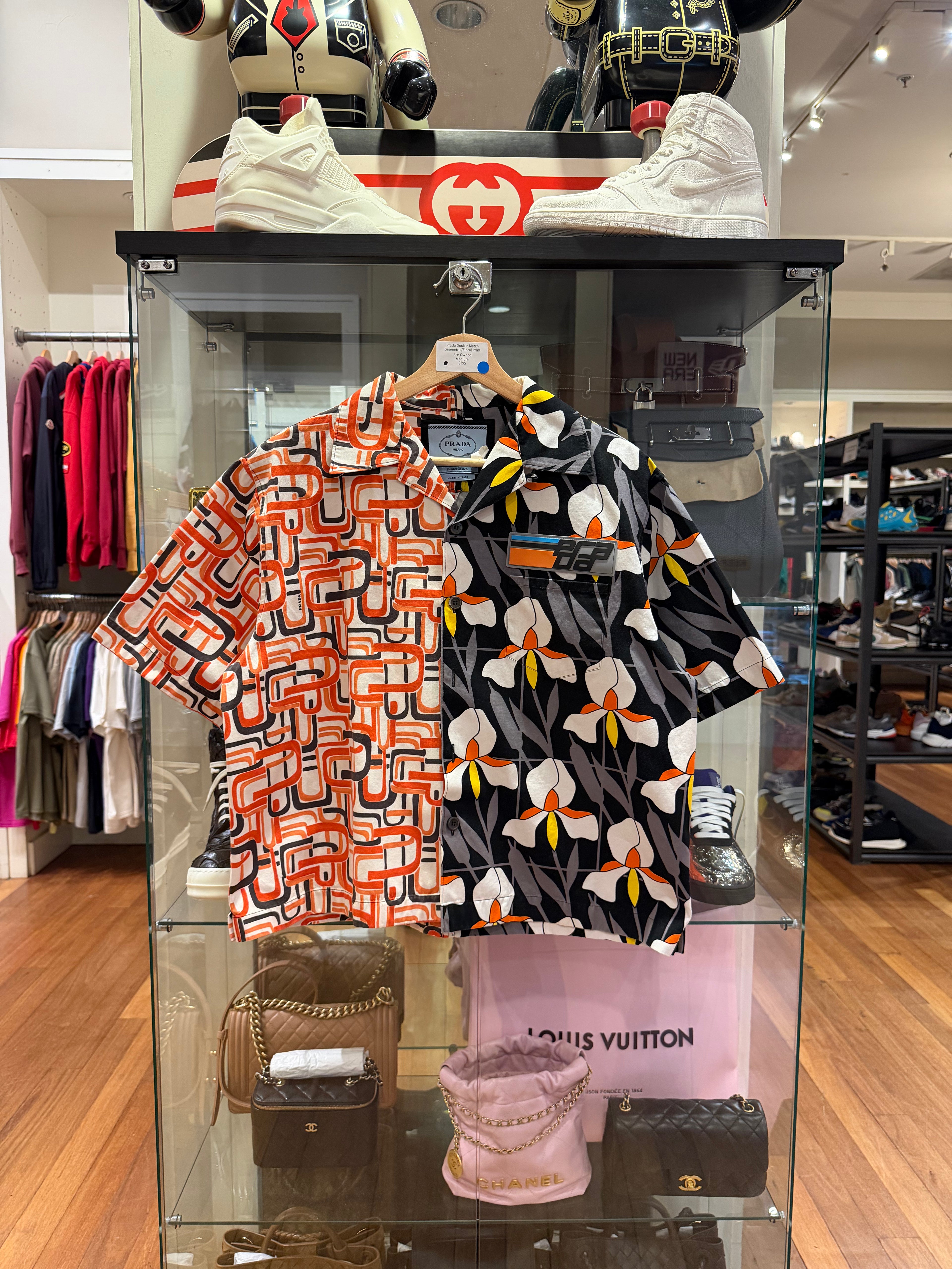 Prada Double Match
Geometric/Floral Print