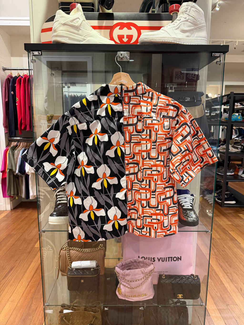 Prada Double Match
Geometric/Floral Print