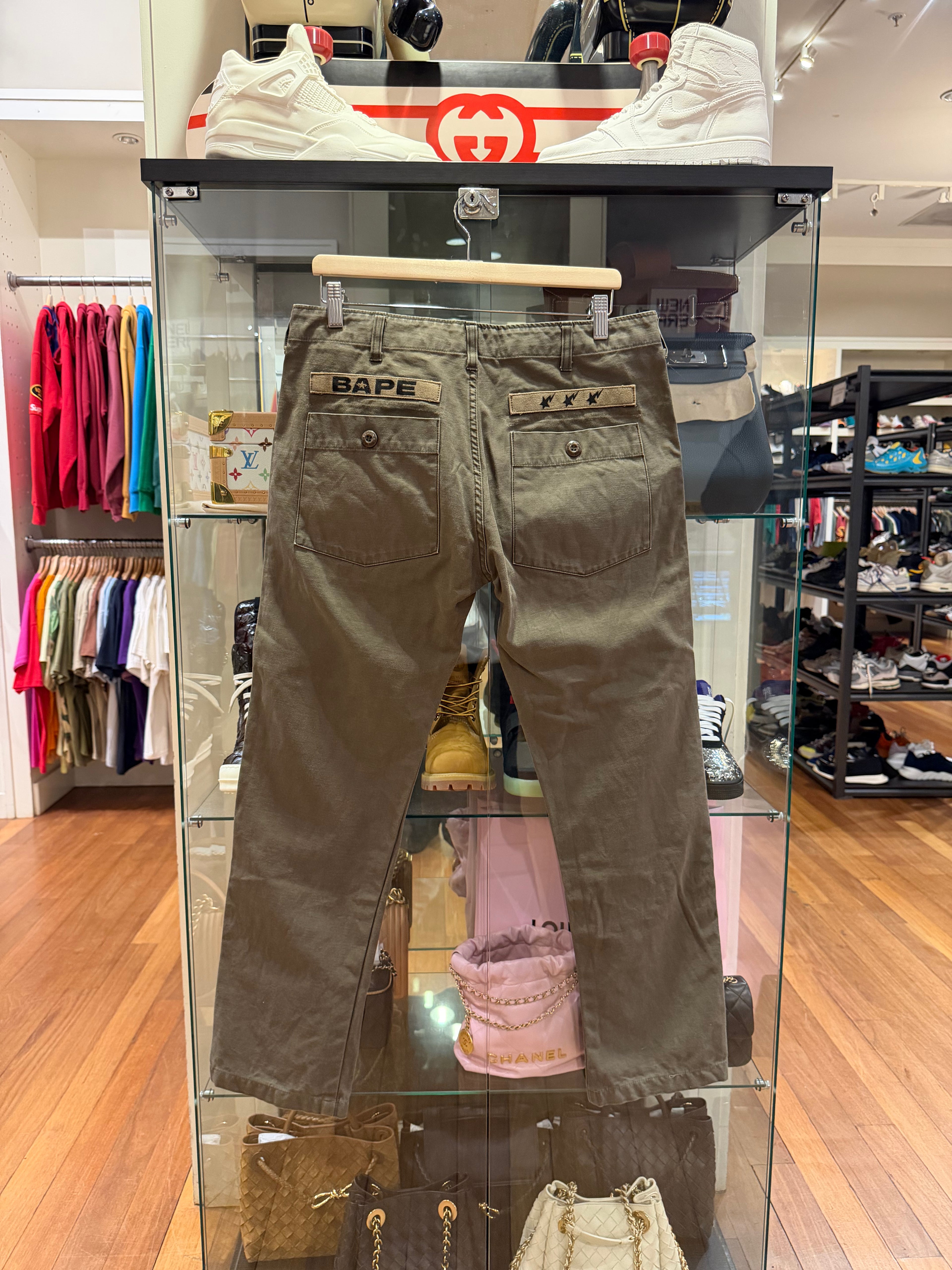 Bape Classic Army Patch
Pants - Olive Khaki