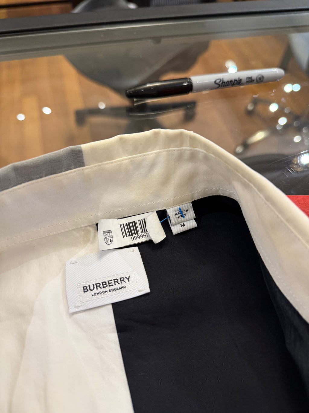 Burberry Passport Print
Button Up Shirt