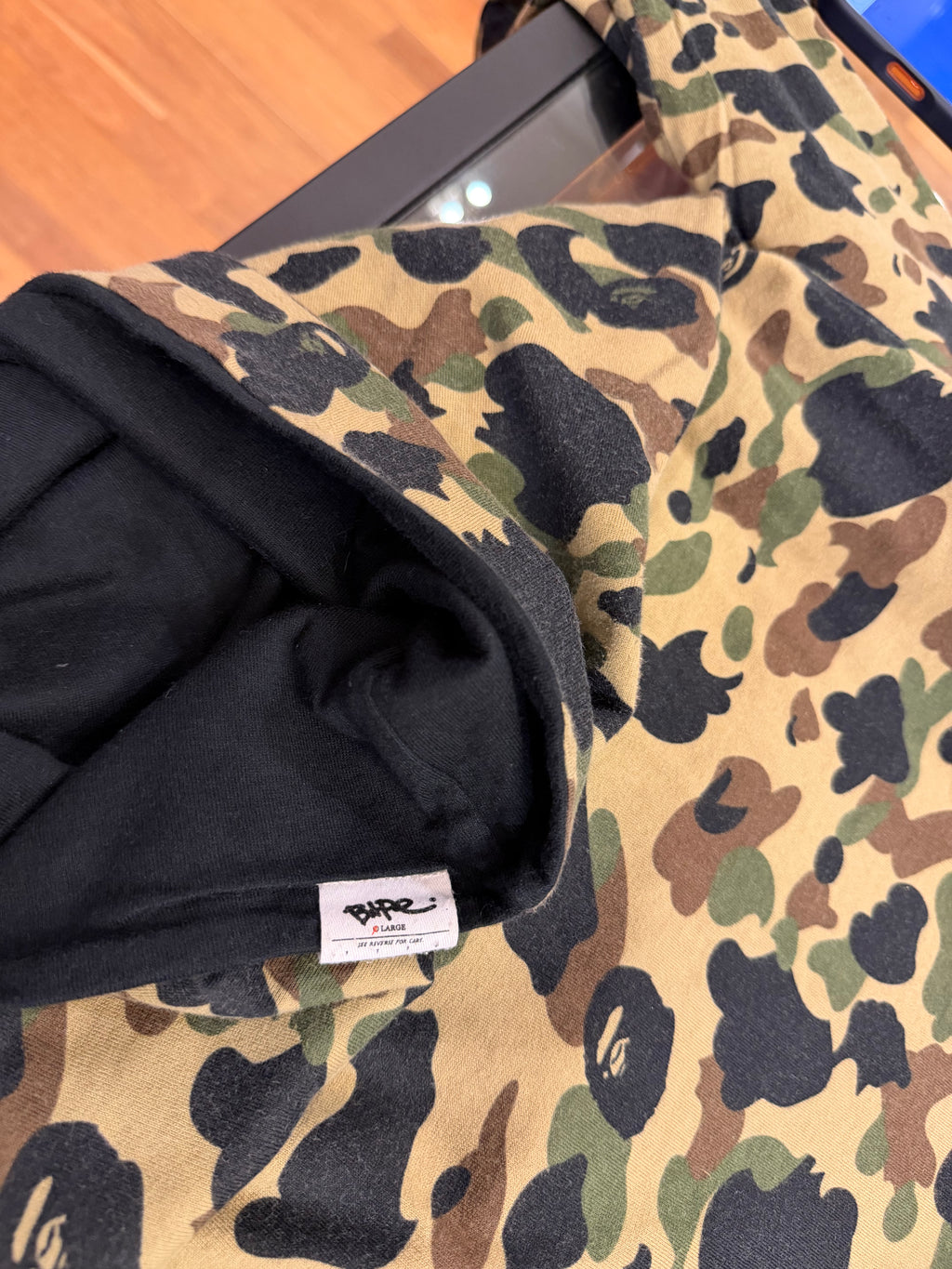 Bape OG 1st Camo
Reverseible LS Shirt - Green
