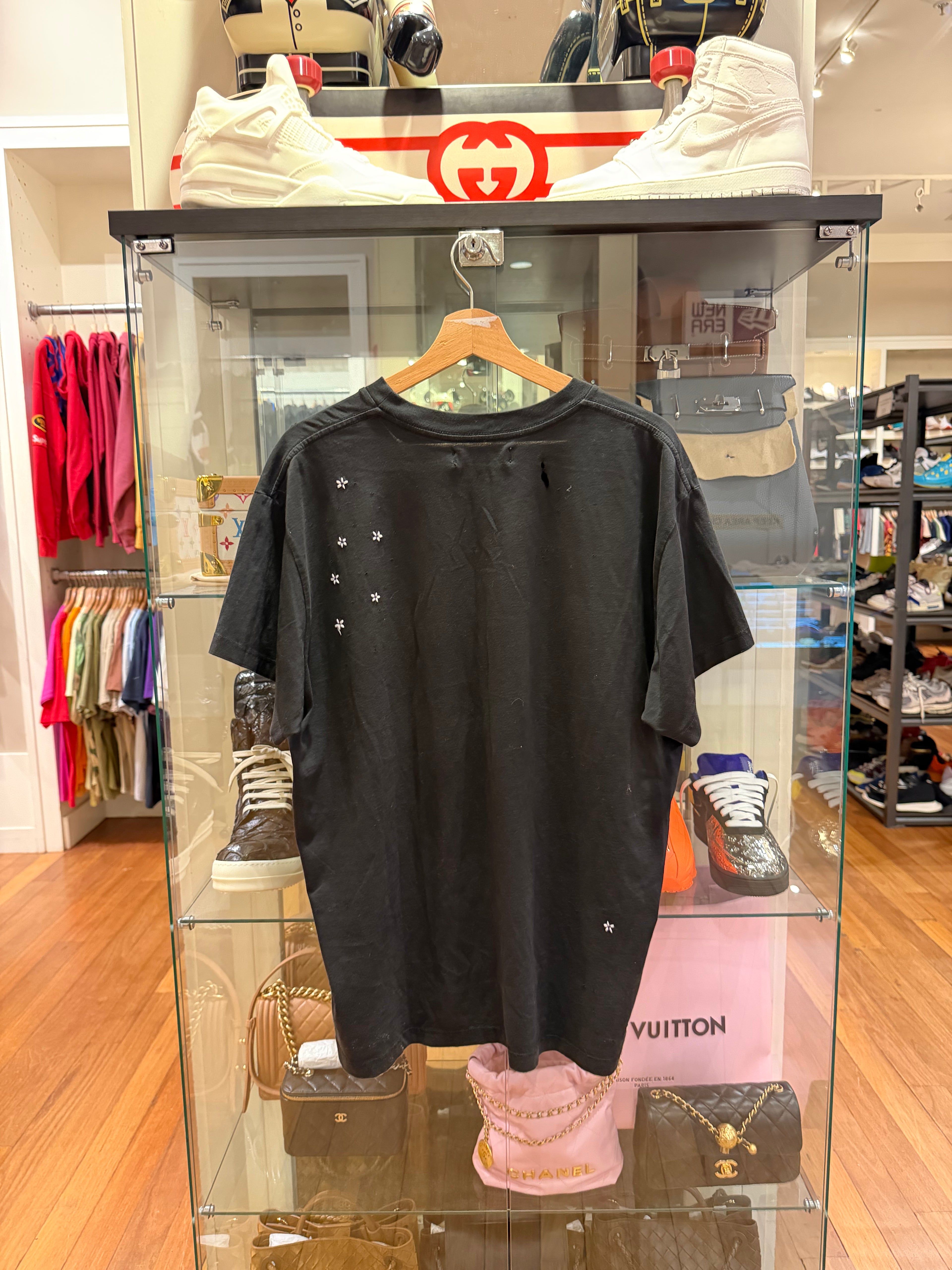 Amiri 'Family Day' Distressed
Tee - Black