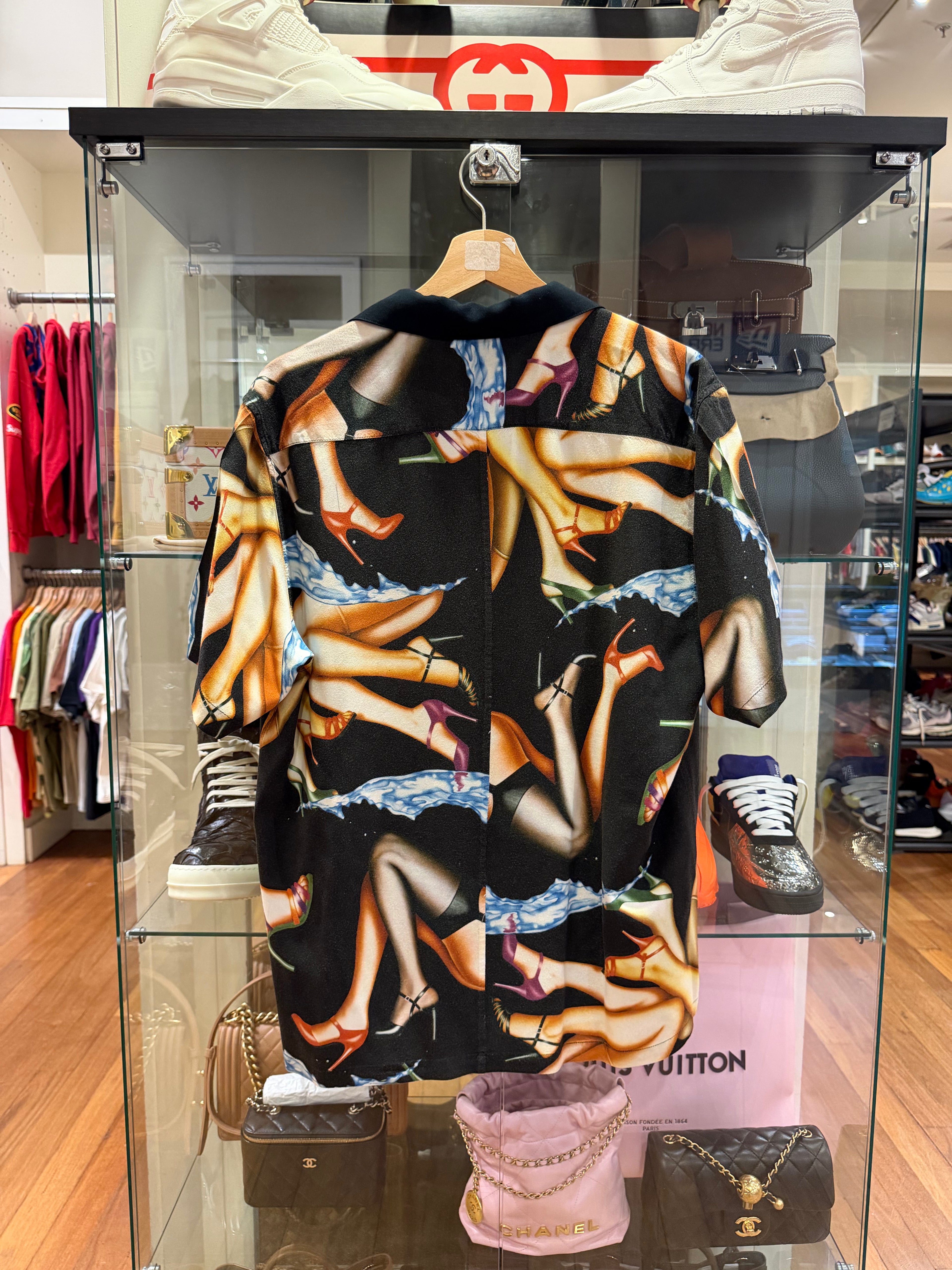 Supreme SS15 Heels Rayon
Button Down SS Shirt - Black
