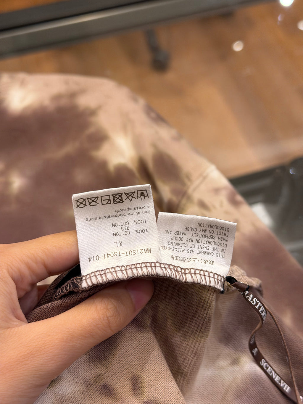 Mastermind World Logo Print
Tie Dye LS - Neutral