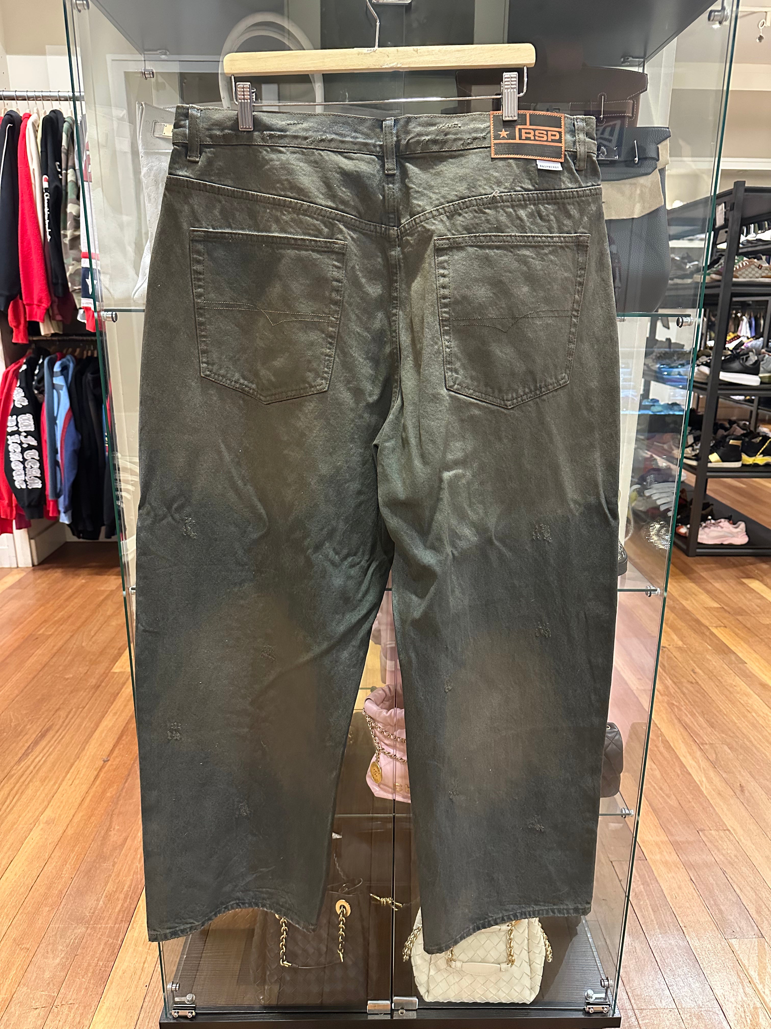Rasberry HILLS GV Gallery Baggy Washed Denim