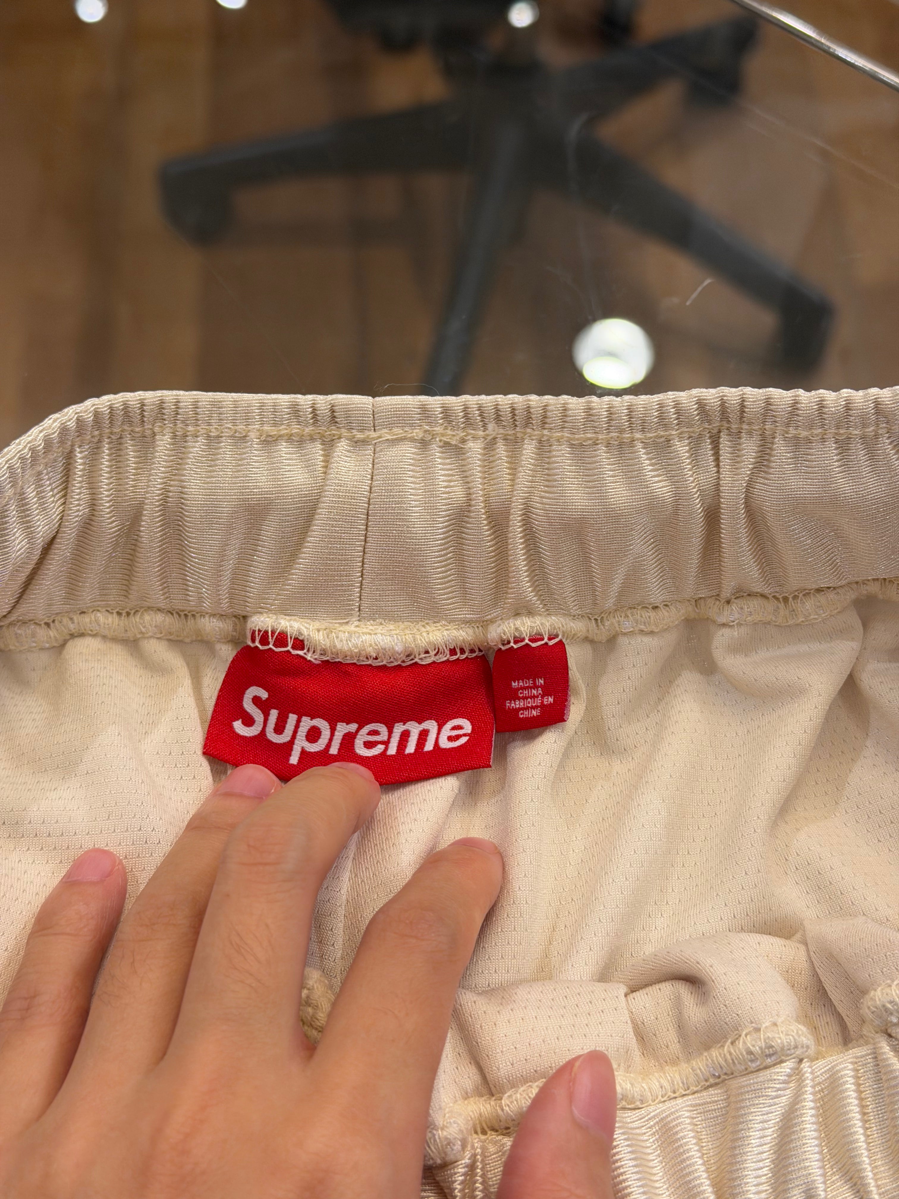 Supreme Side Pocket Mesh
Shorts