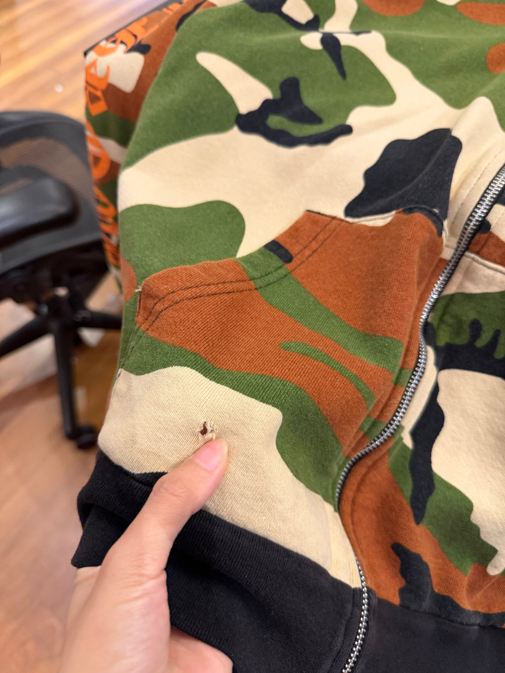 Chrome Hearts x Matty Boy
'Caution' Camo Thermal Zip
Up Hoodie
