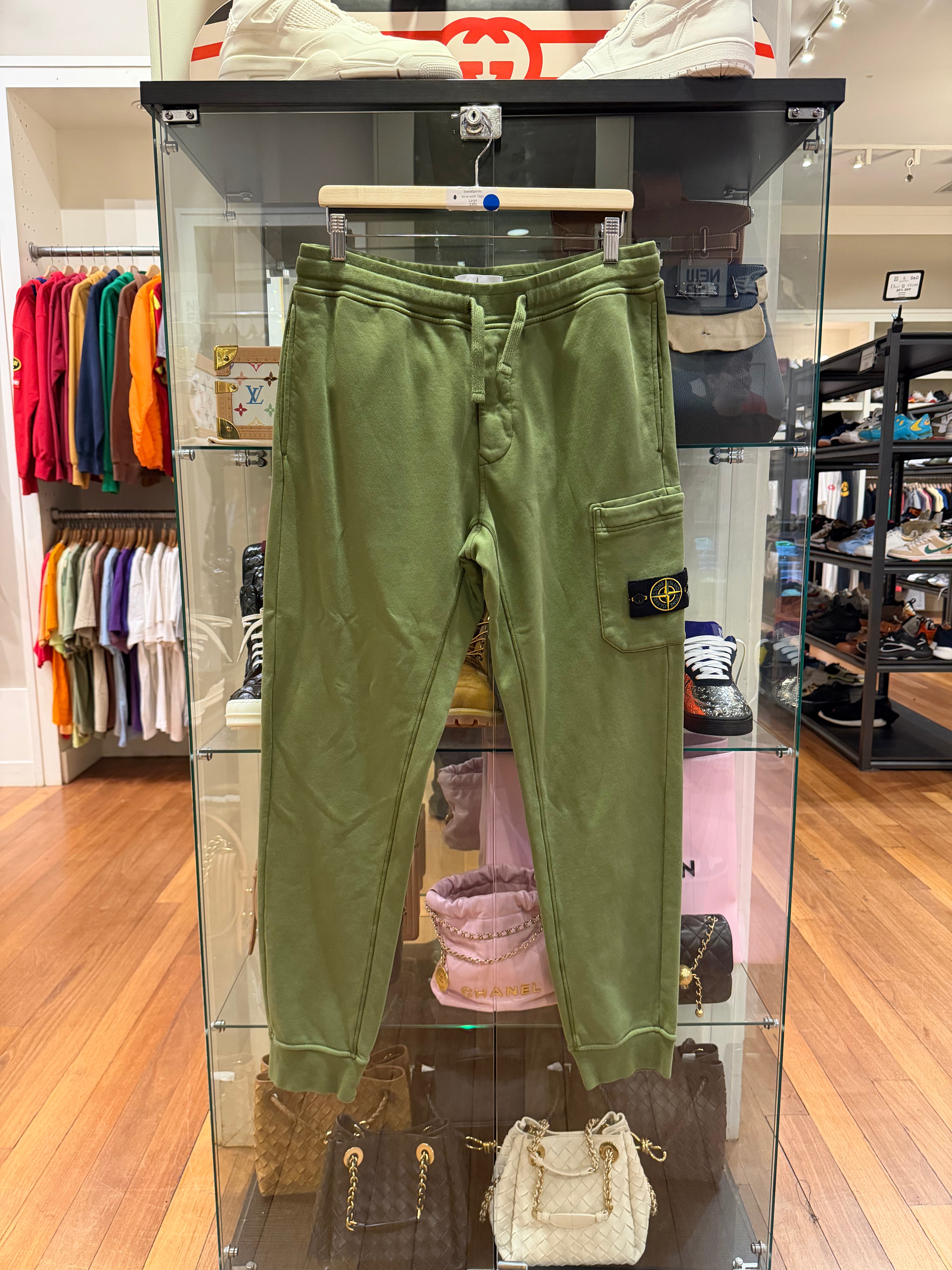 Stone Island Green
Sweatpants