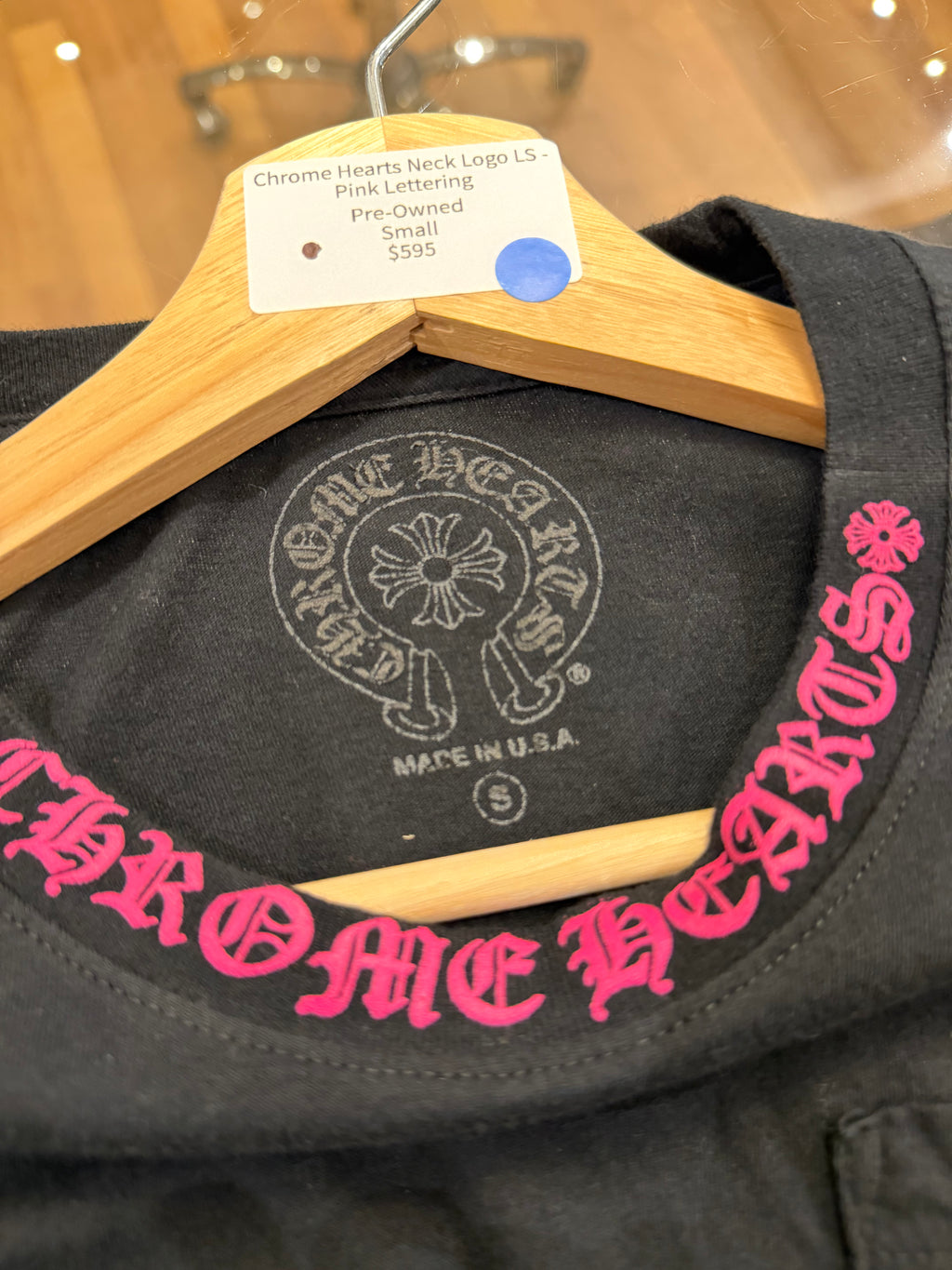 Chrome Hearts Neck Logo LS -
Pink Lettering