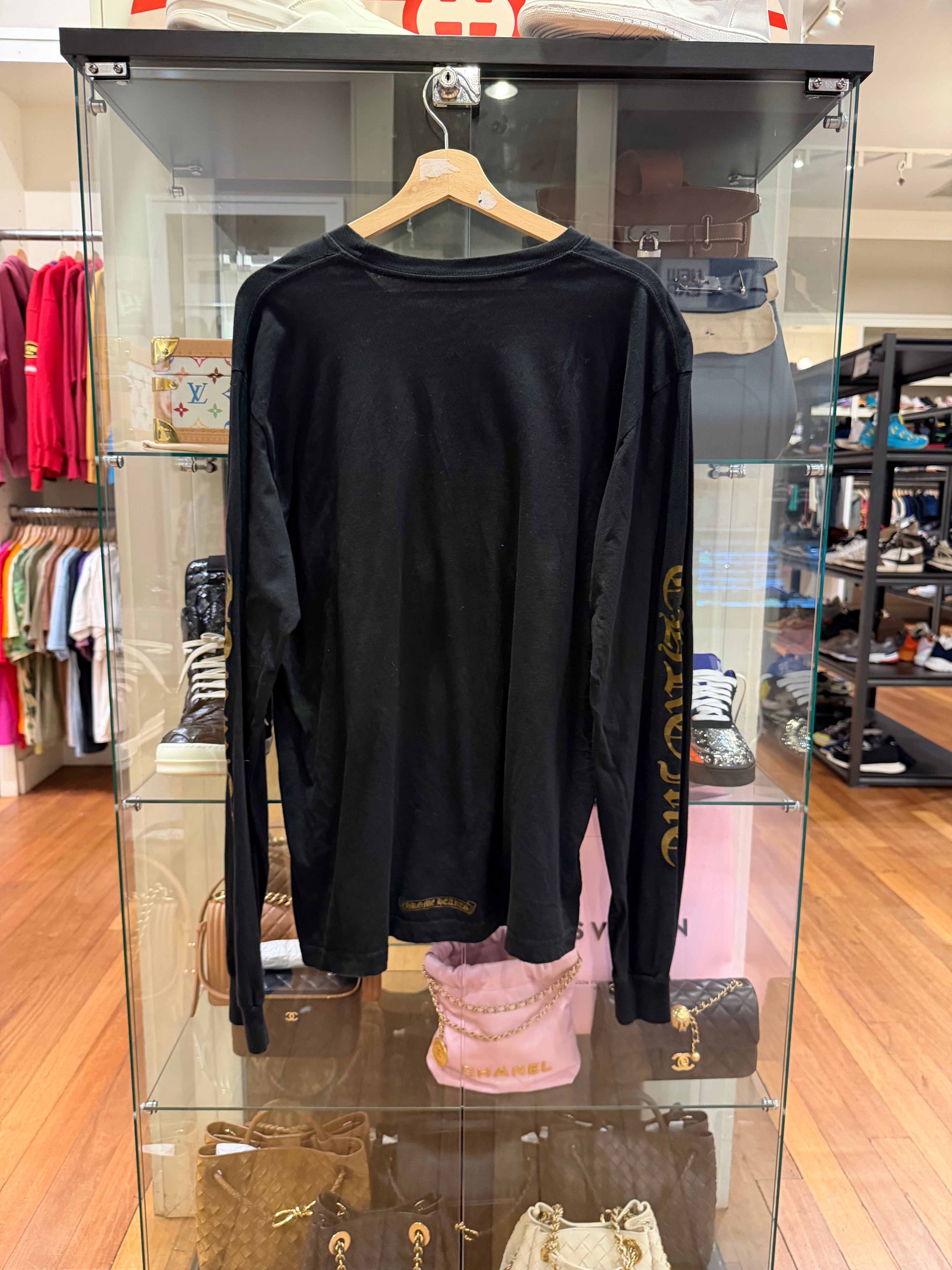 Chrome Hearts Neck Logo
Pocket LS - Black