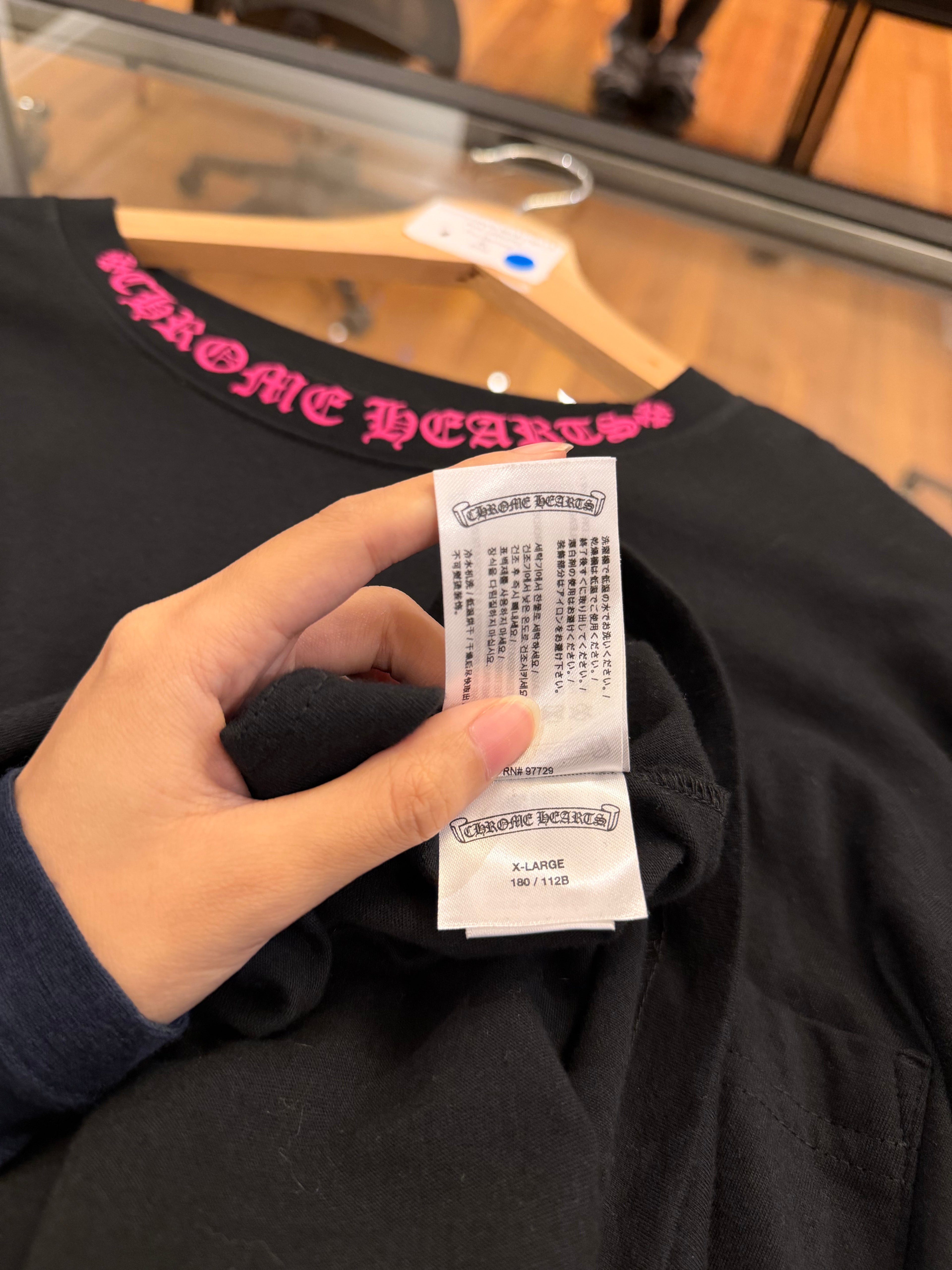 Chrome Hearts Neck Logo LS -
Pink Lettering