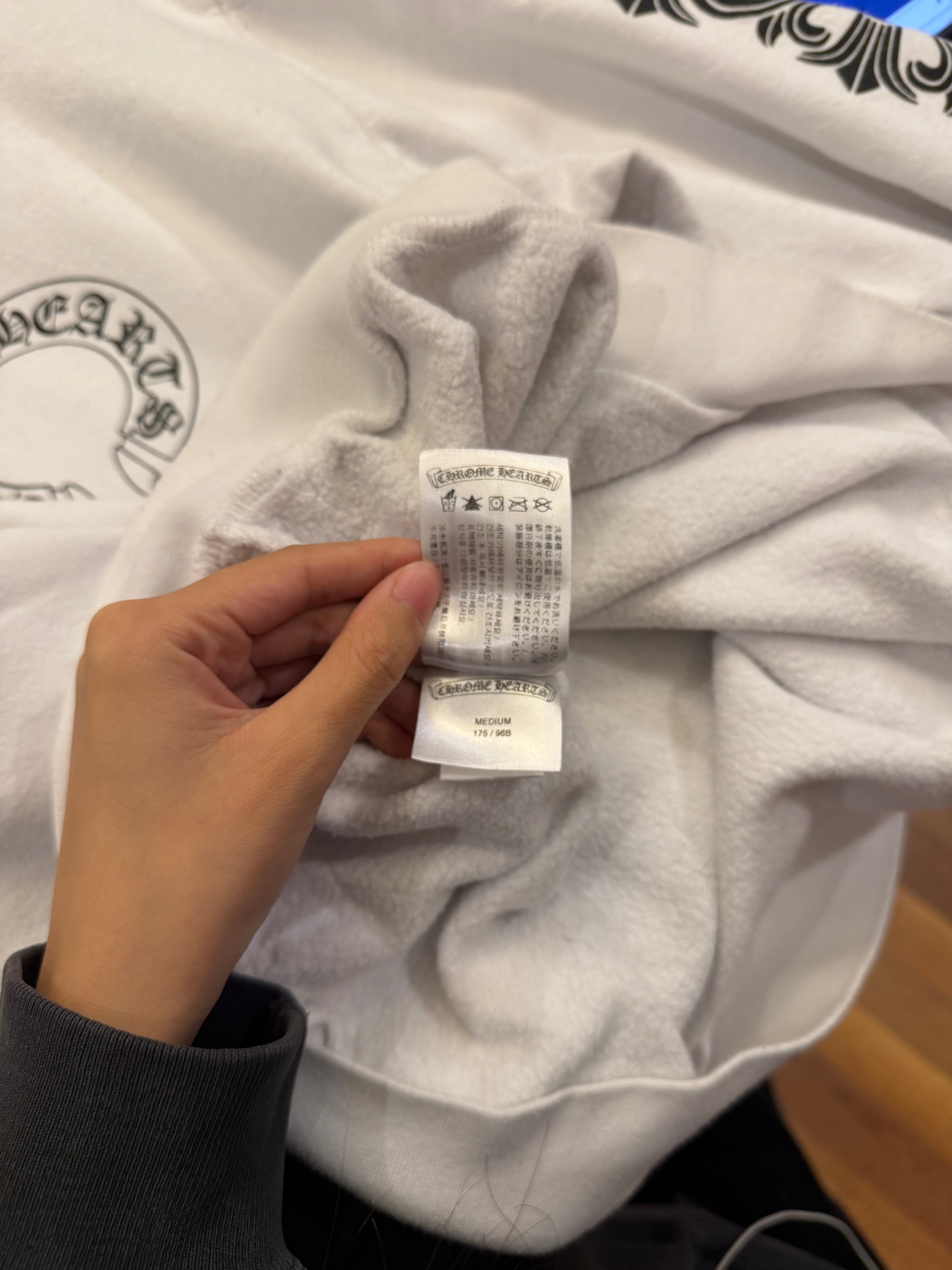 Chrome Hearts Floral Cross
Horseshoe Crewneck